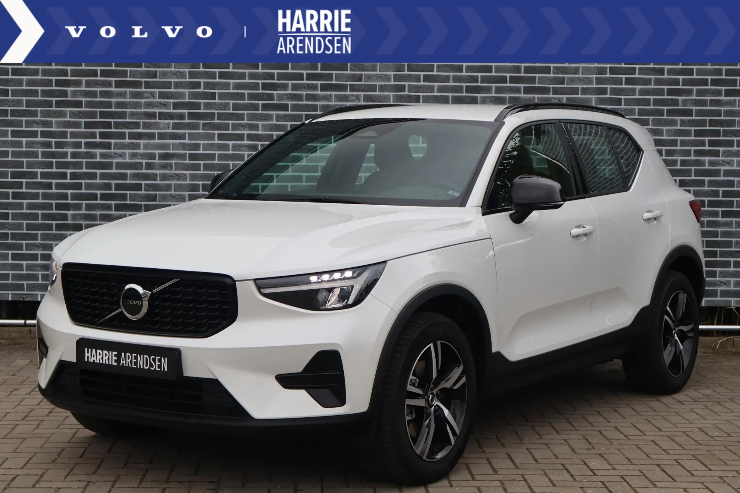 Volvo - XC40