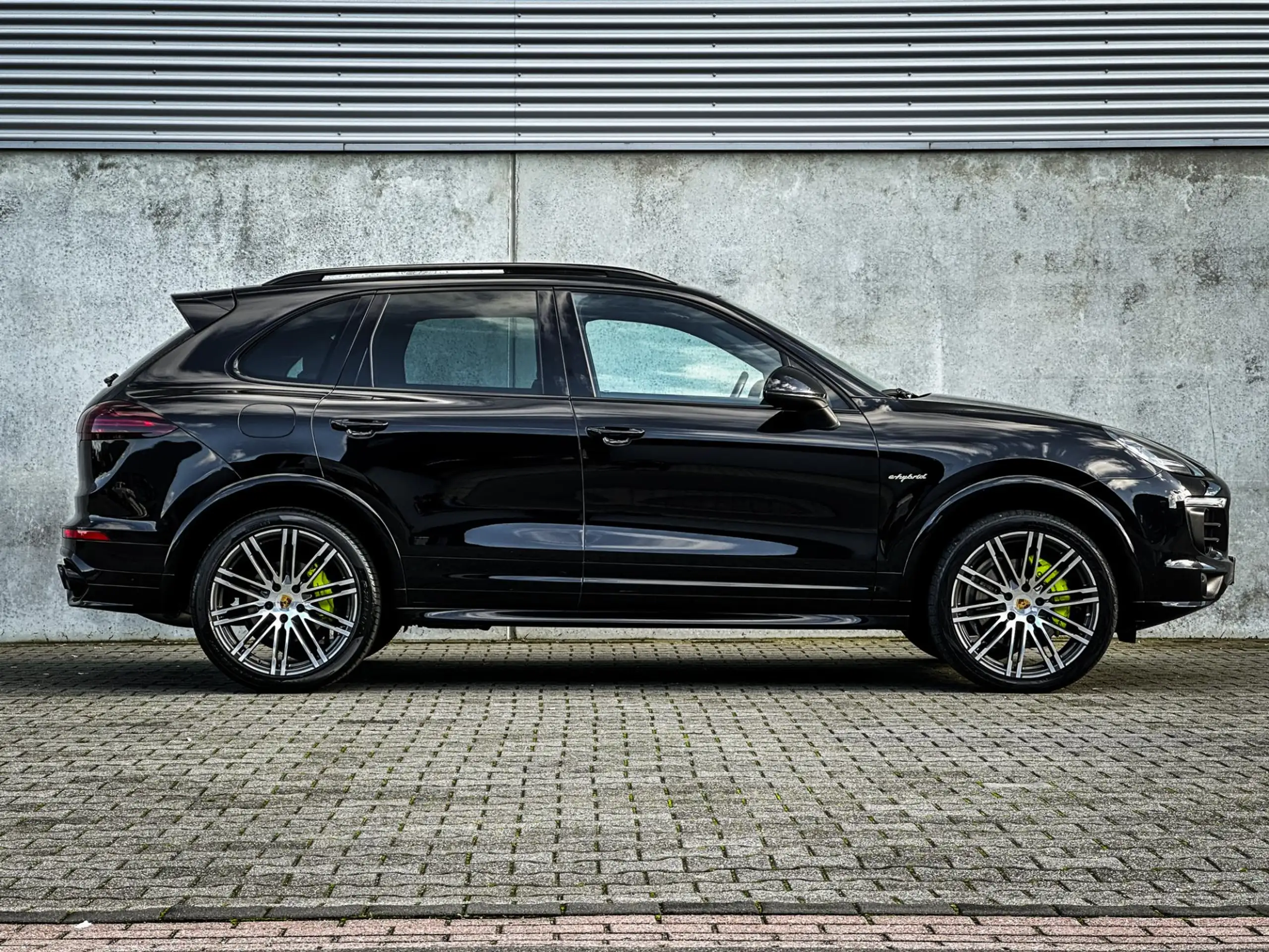 Porsche - Cayenne