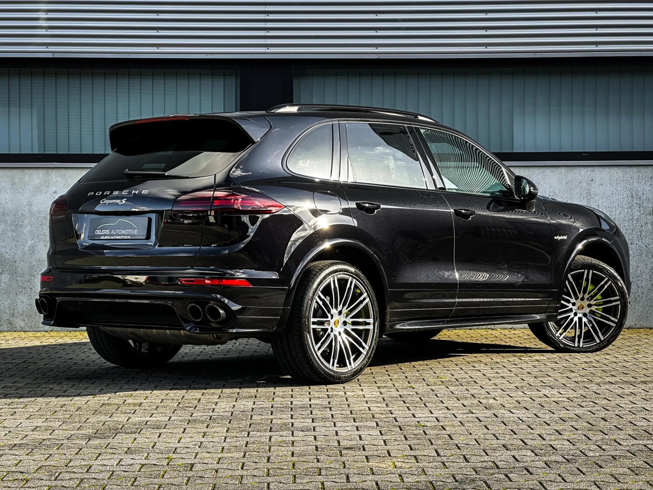 Porsche - Cayenne