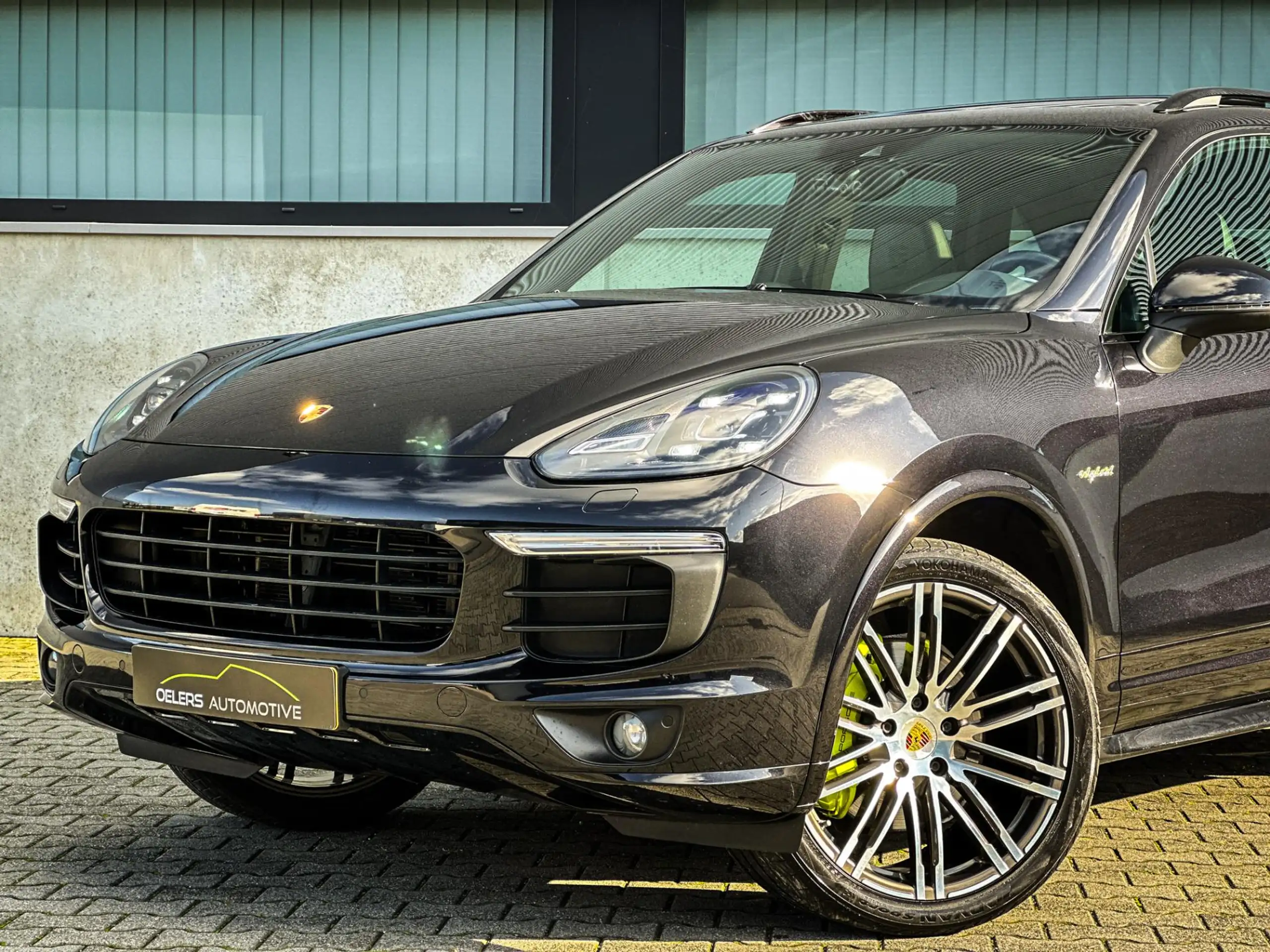 Porsche - Cayenne