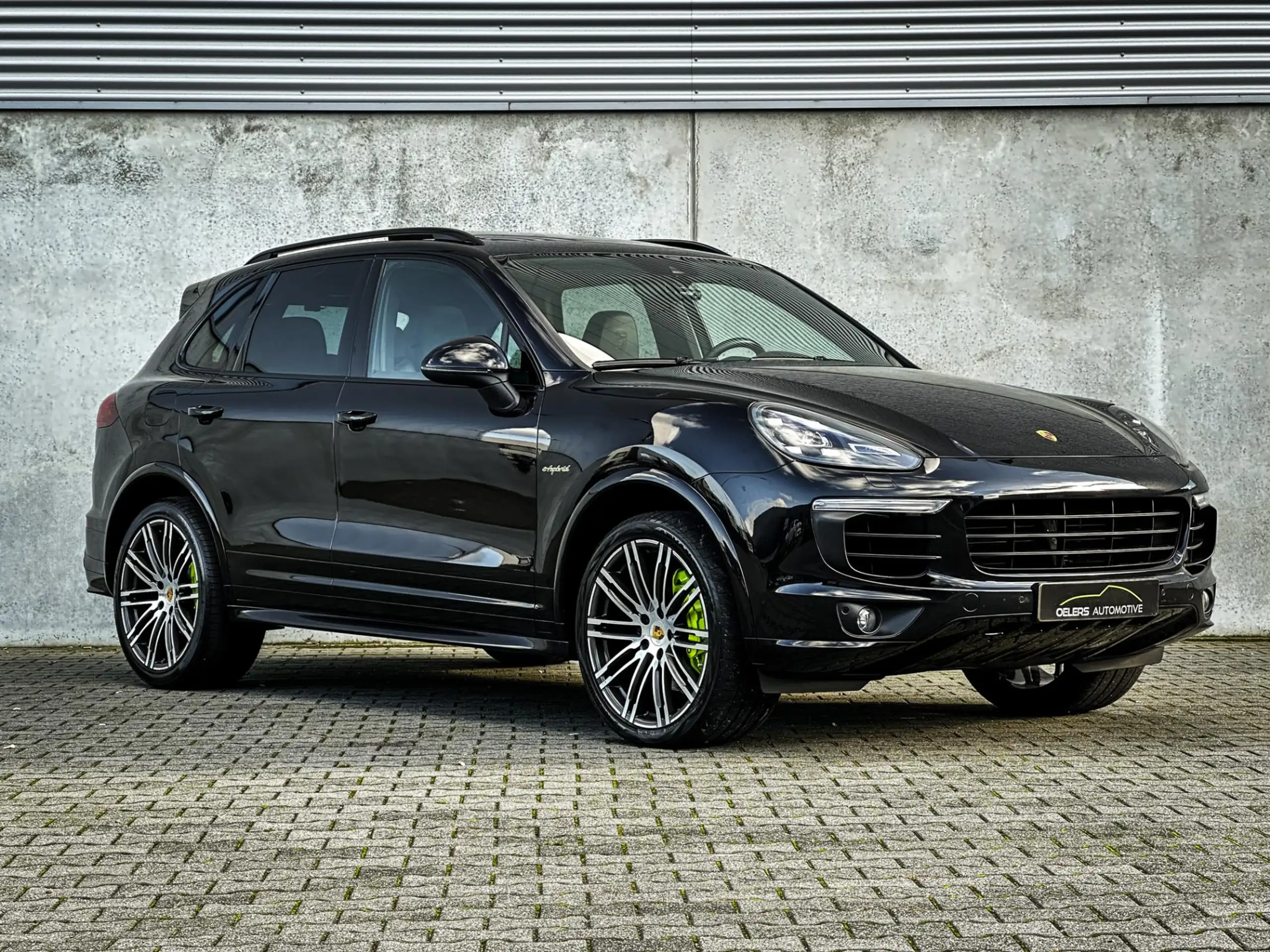 Porsche - Cayenne