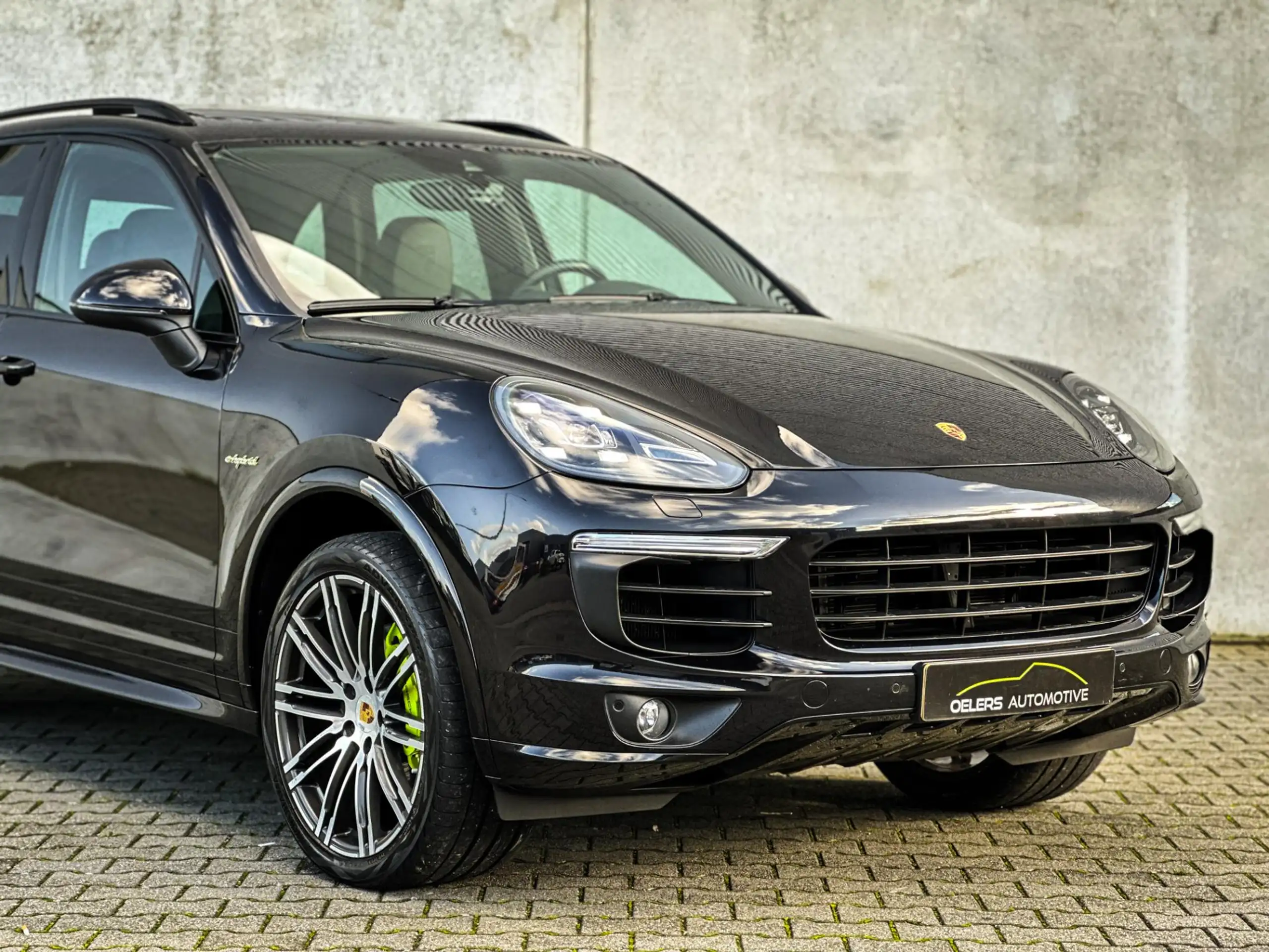 Porsche - Cayenne