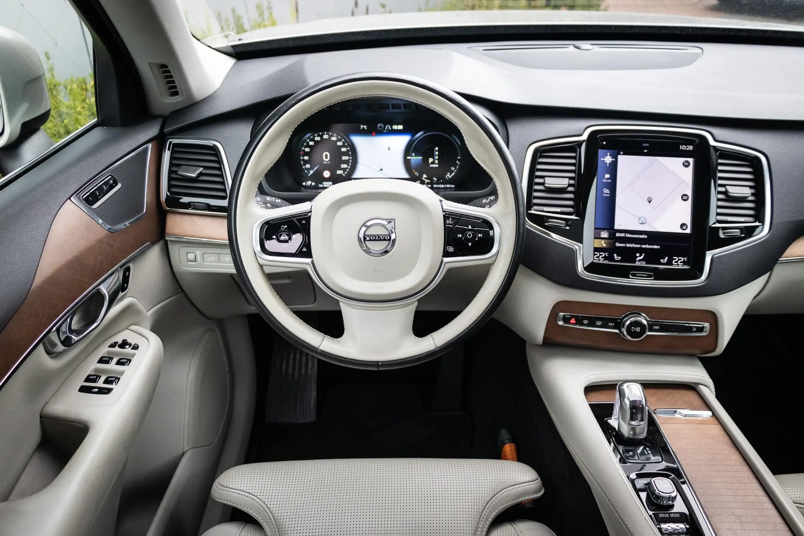 Volvo - XC90