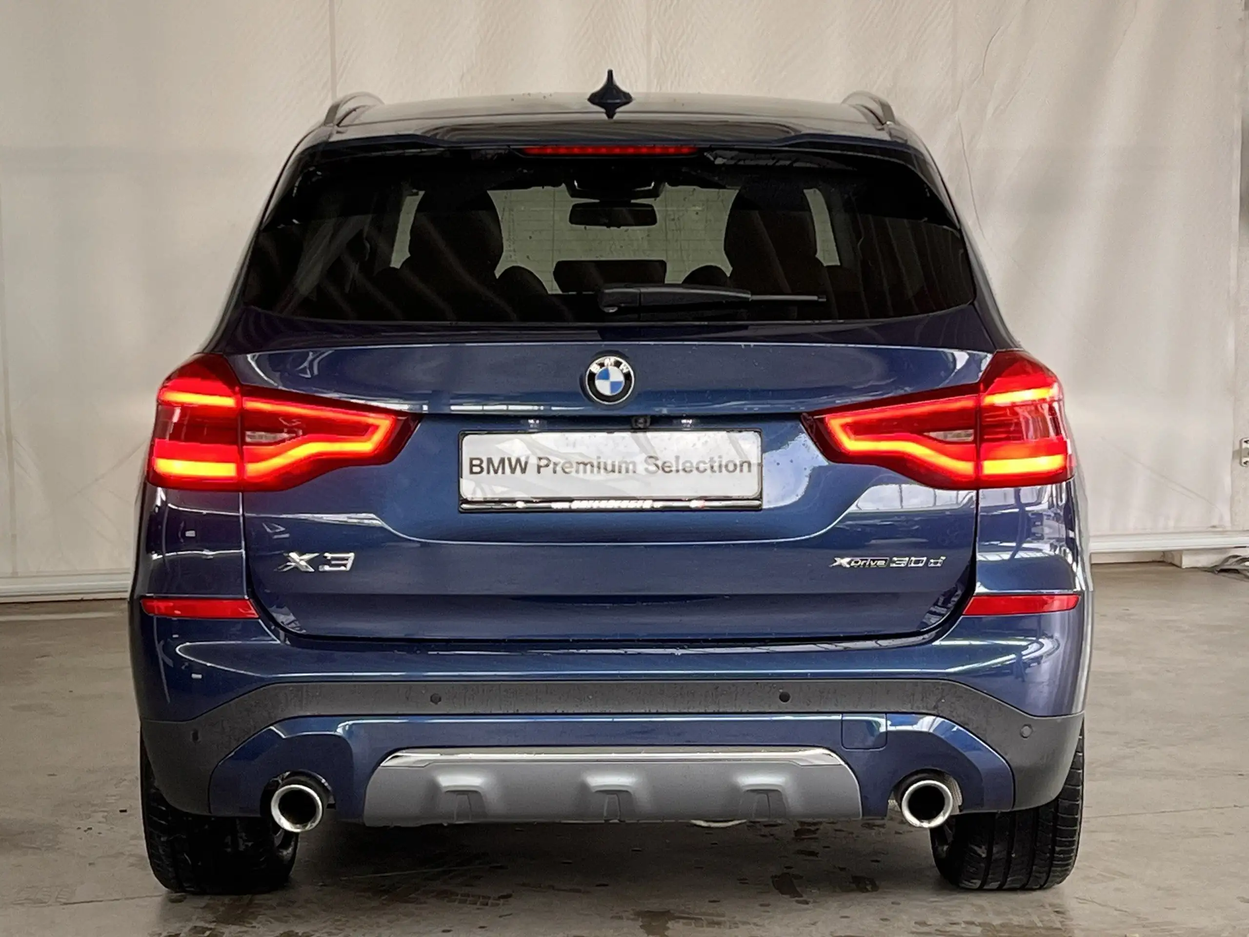 BMW - X3