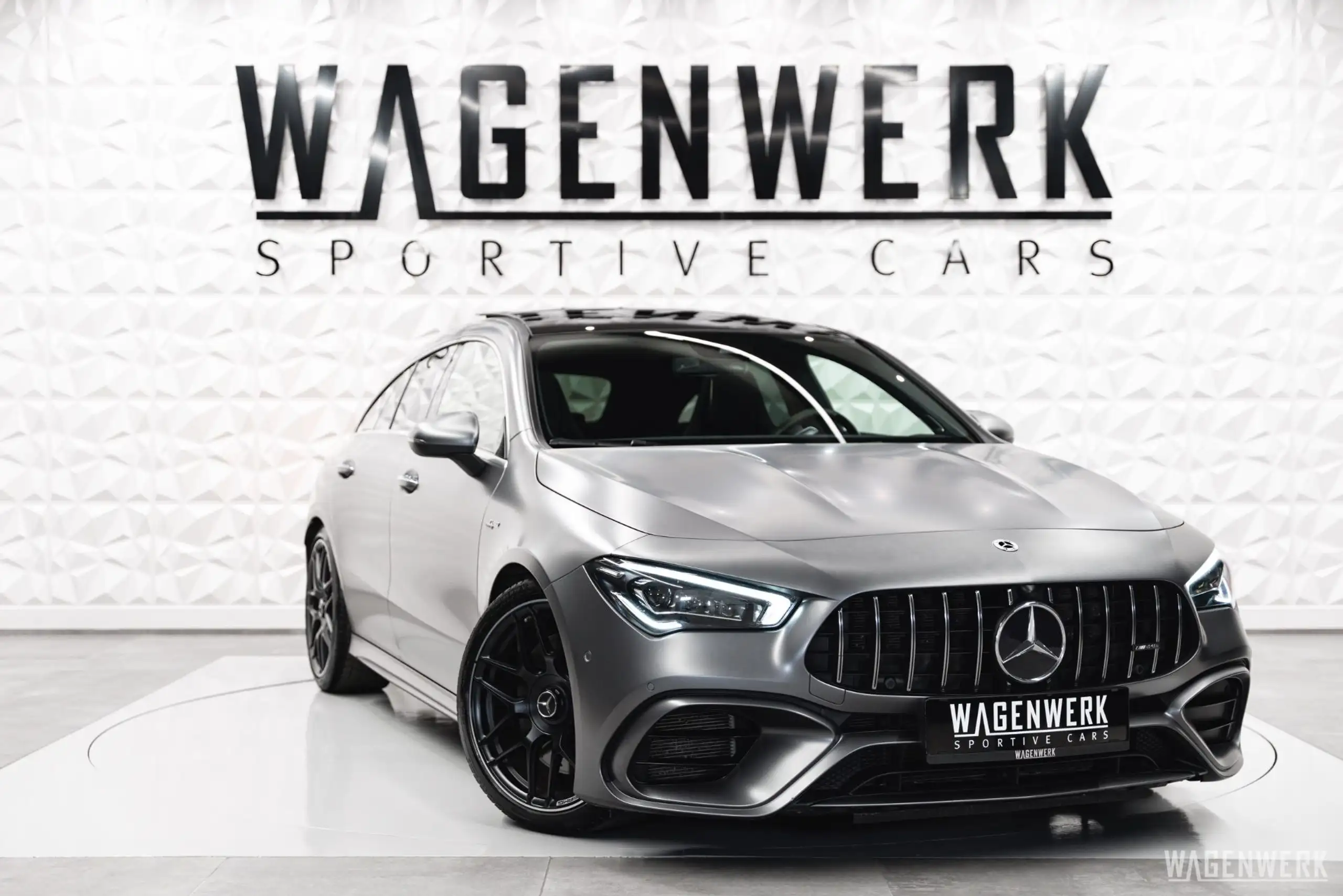 Mercedes-Benz - CLA 45 AMG