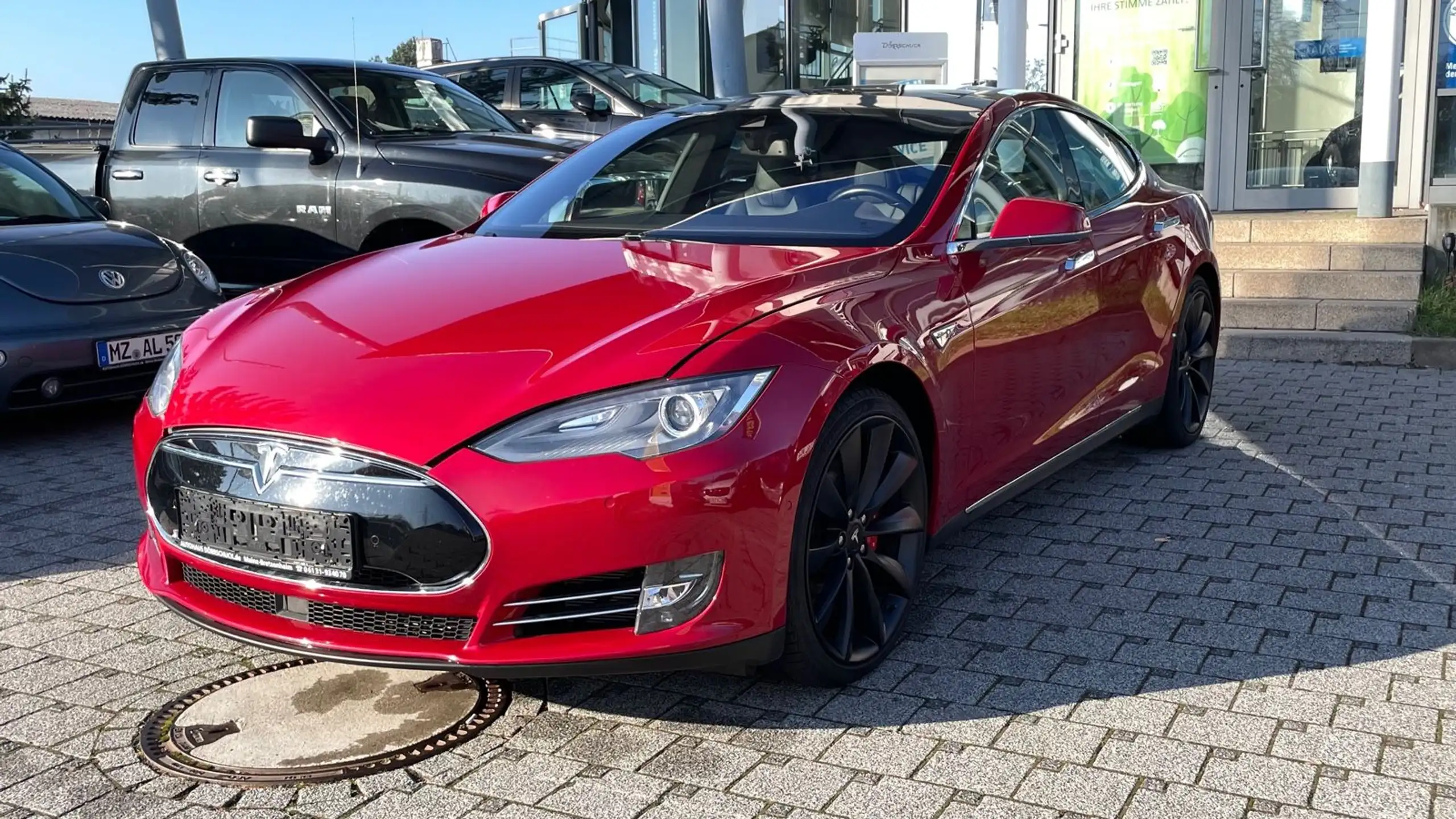 Tesla - Model S