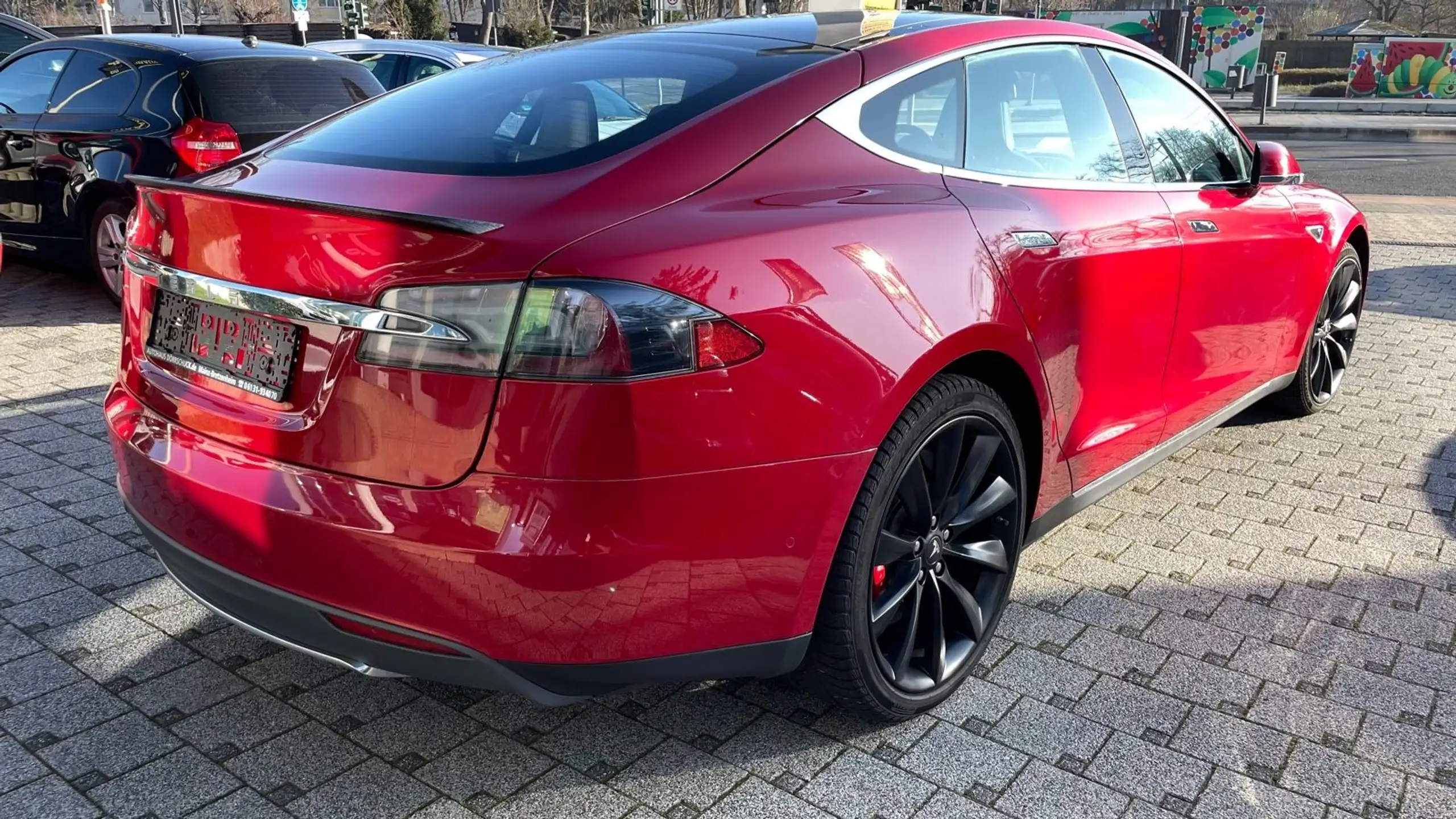 Tesla - Model S