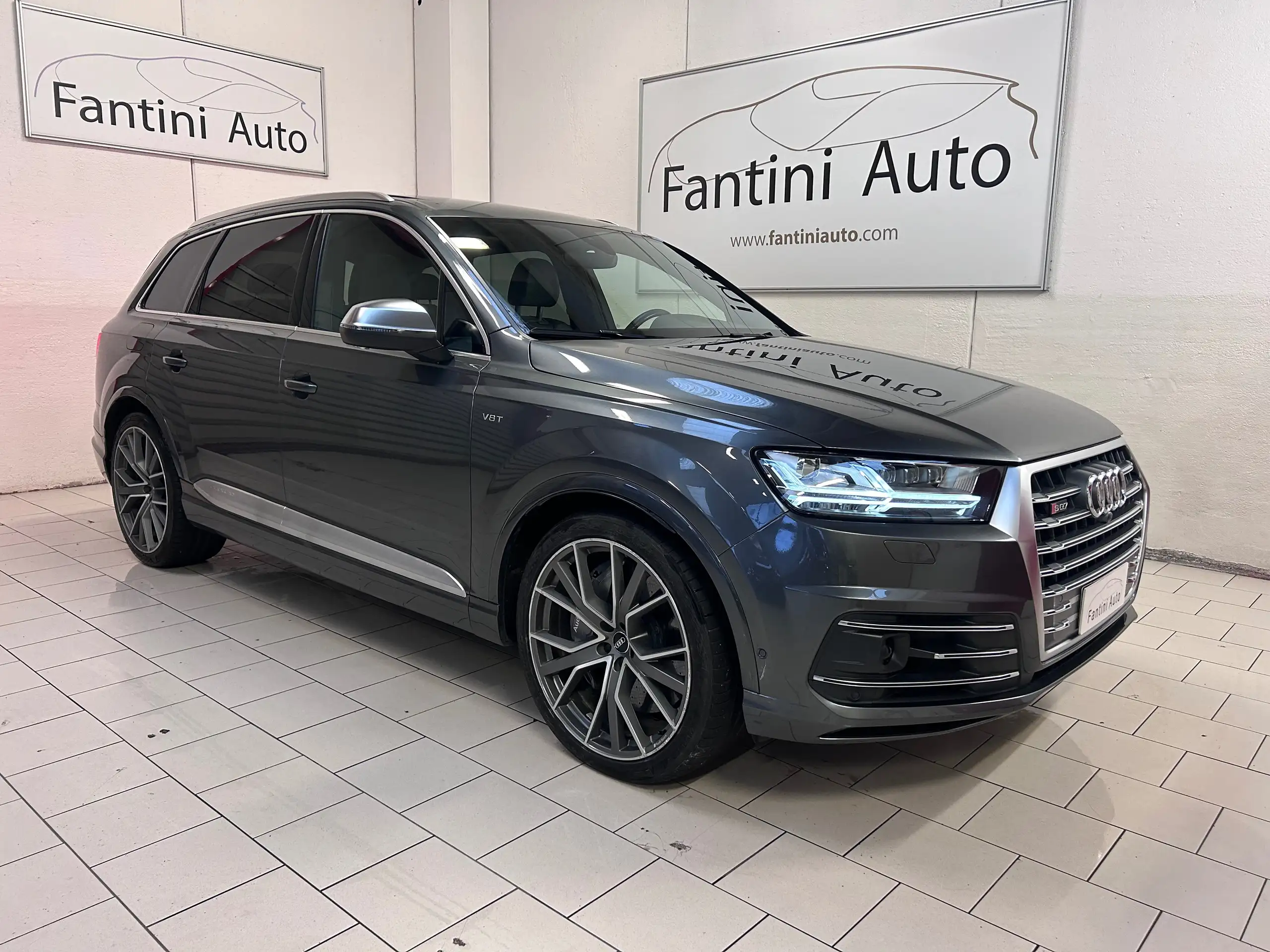 Audi - SQ7