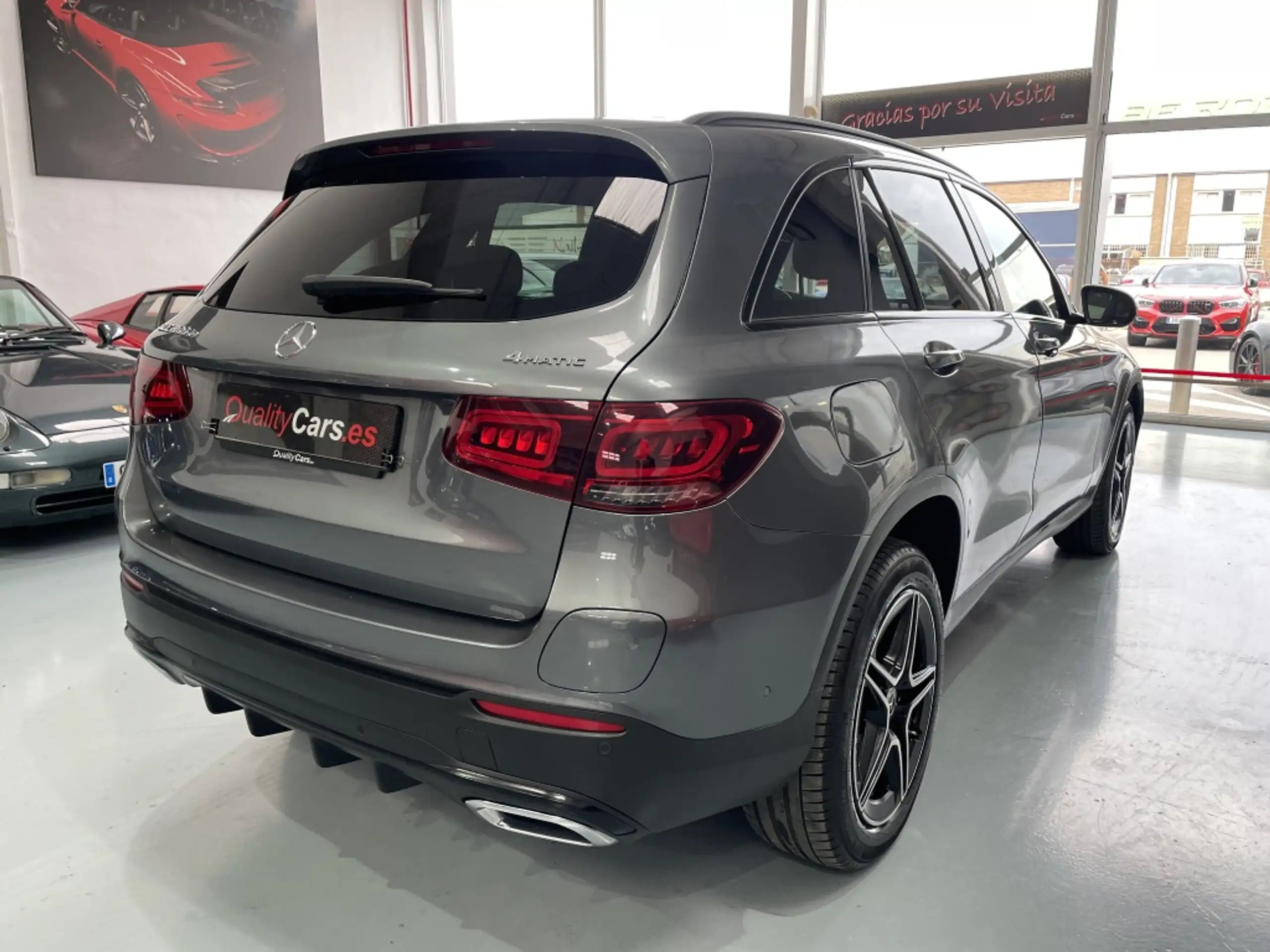 Mercedes-Benz - GLC 300