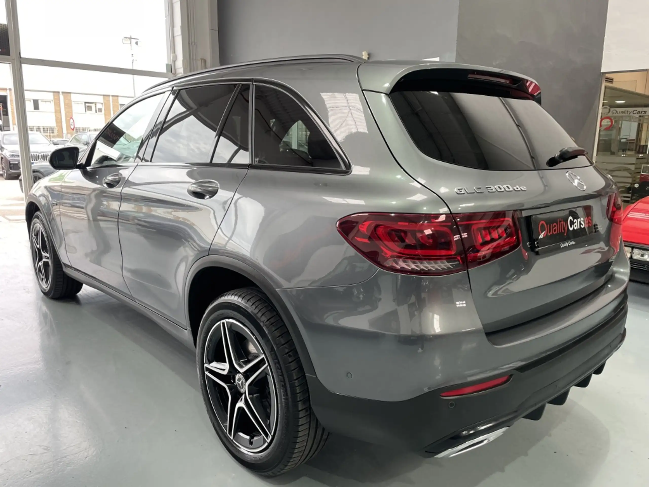 Mercedes-Benz - GLC 300