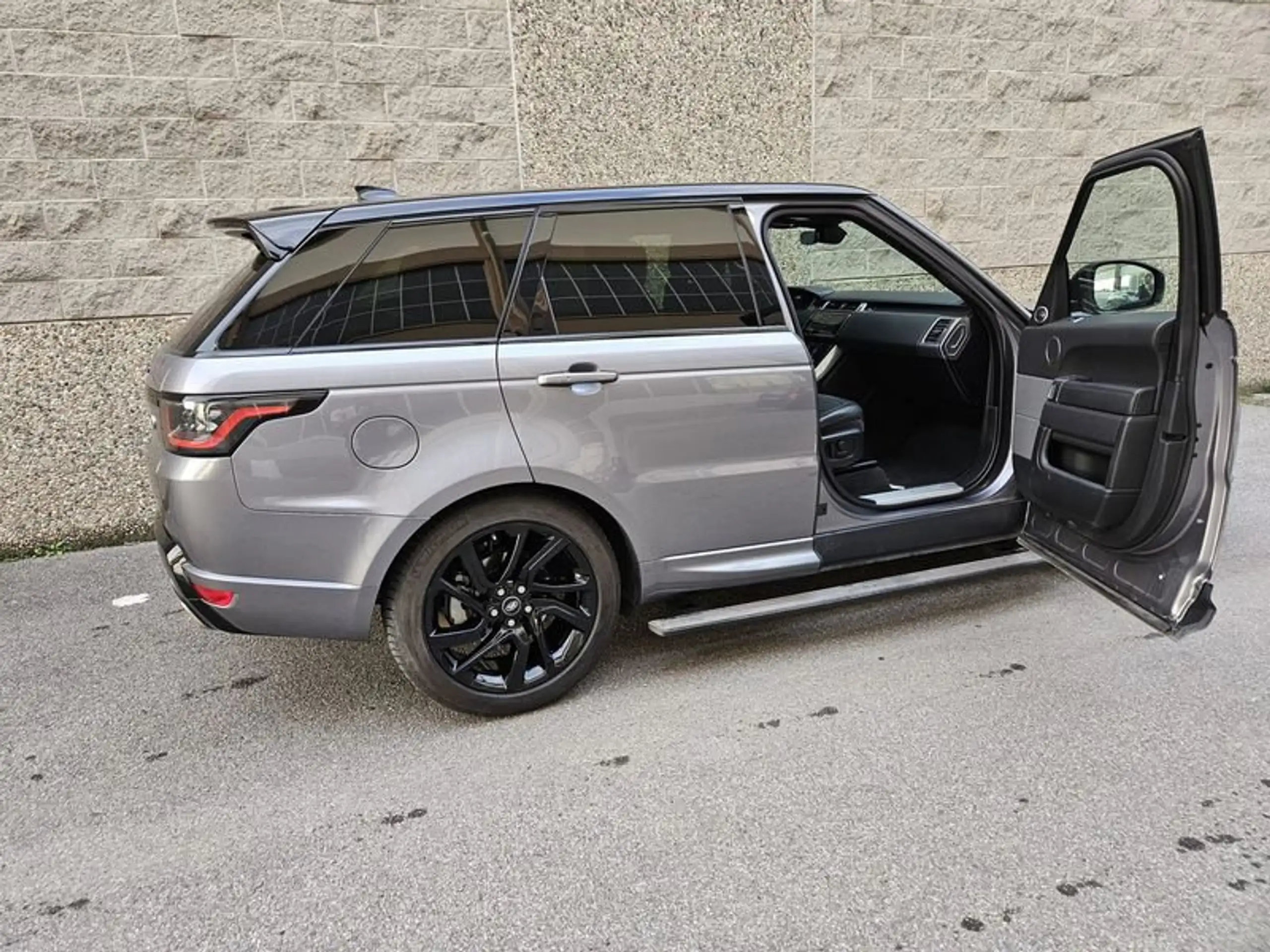 Land Rover - Range Rover Sport