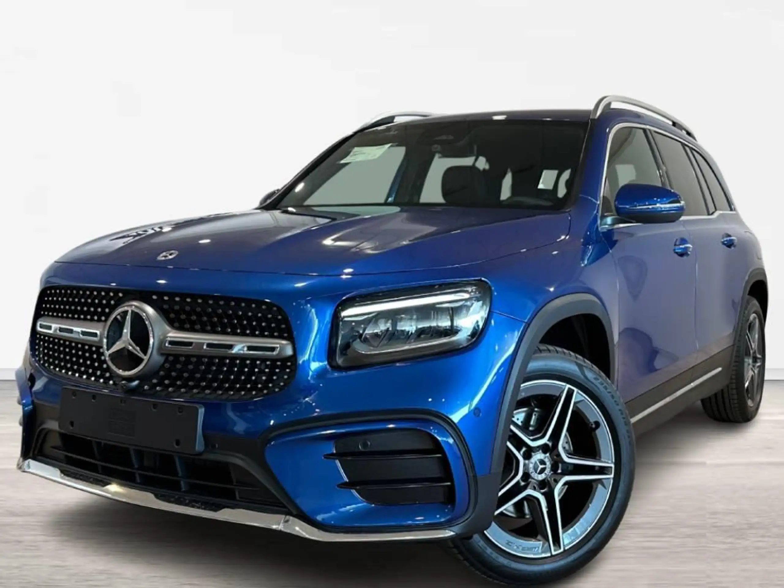 Mercedes-Benz GLB 200 2024