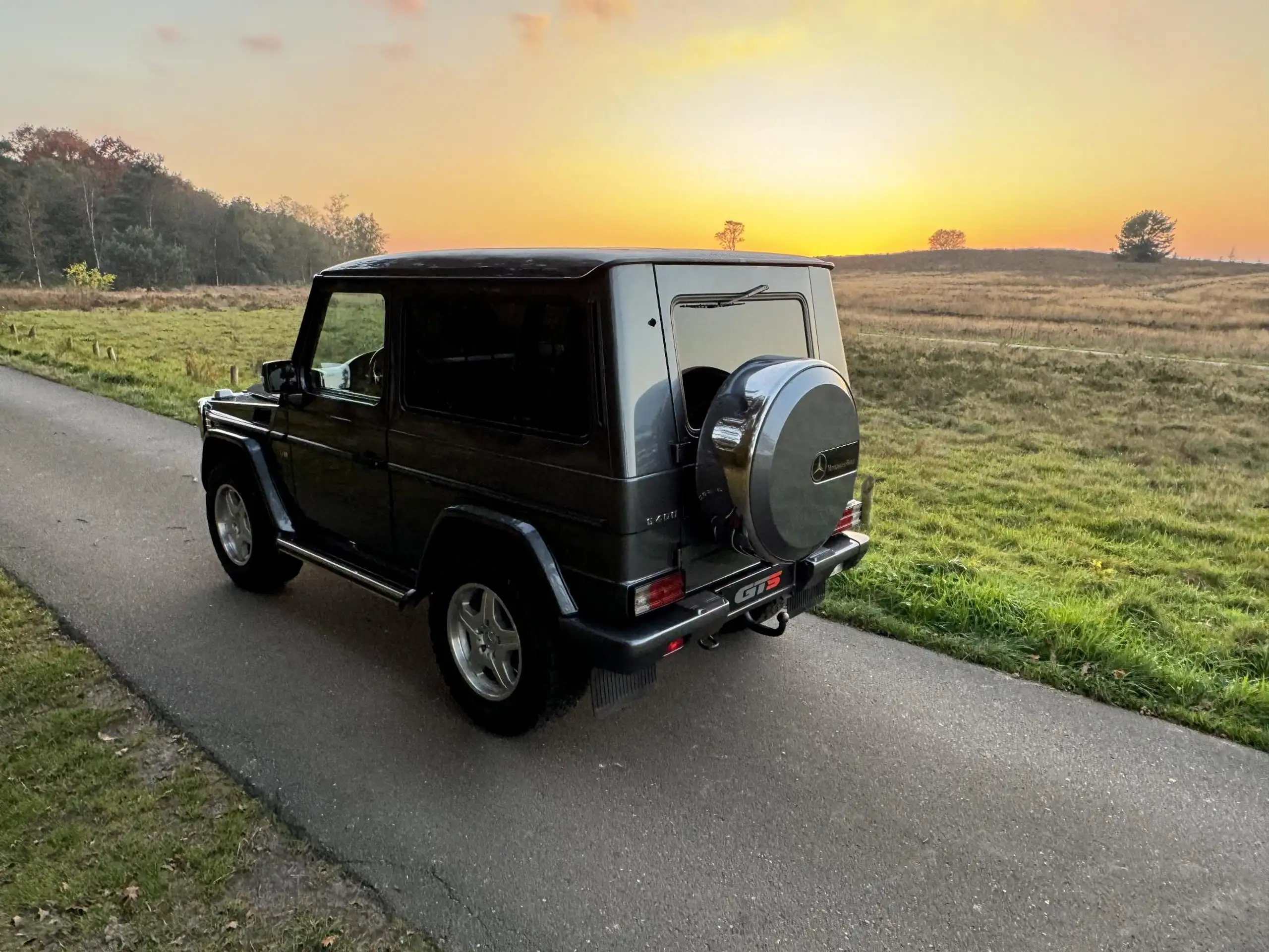 Mercedes-Benz - G 400