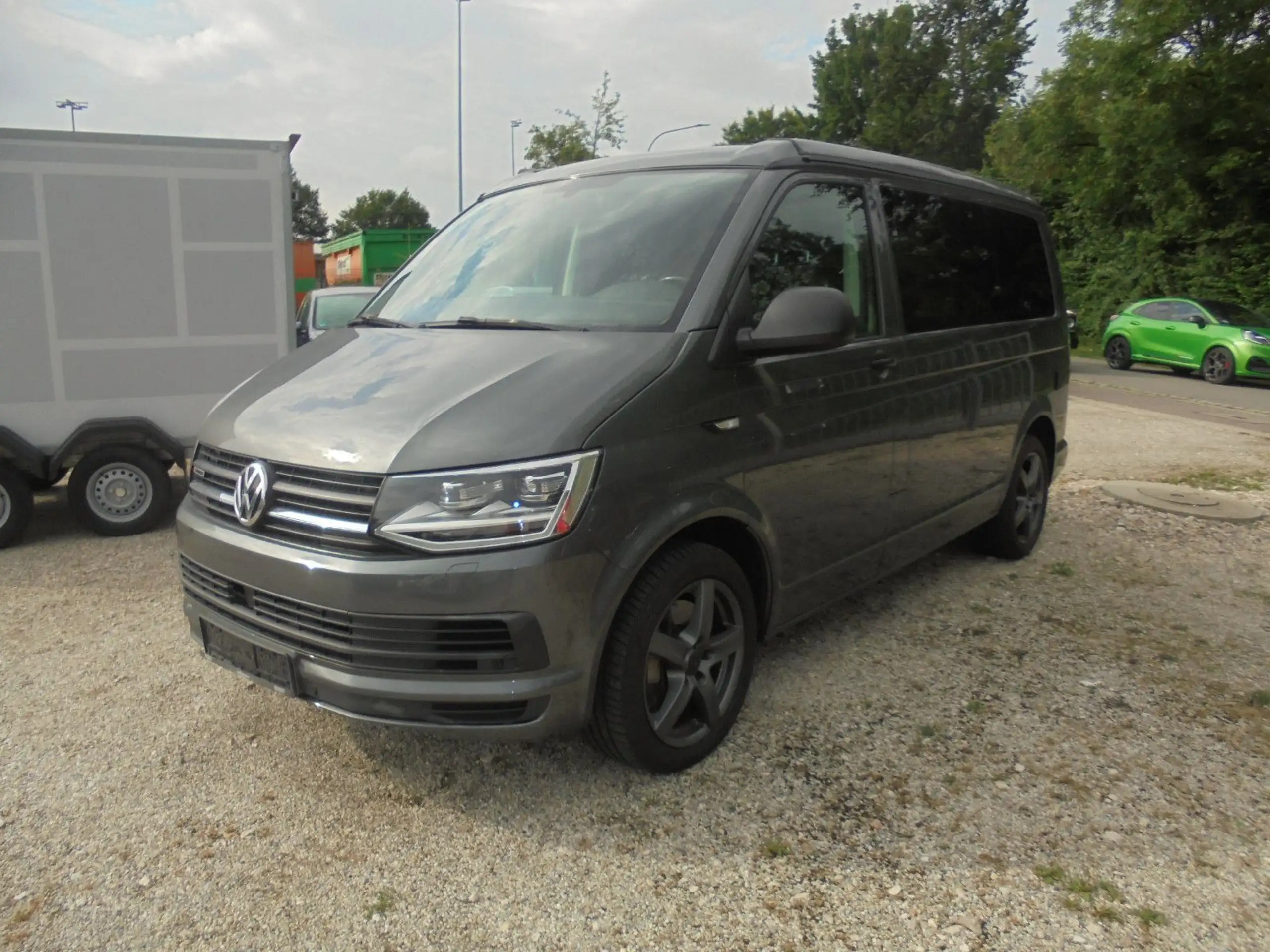 Volkswagen - T6 California