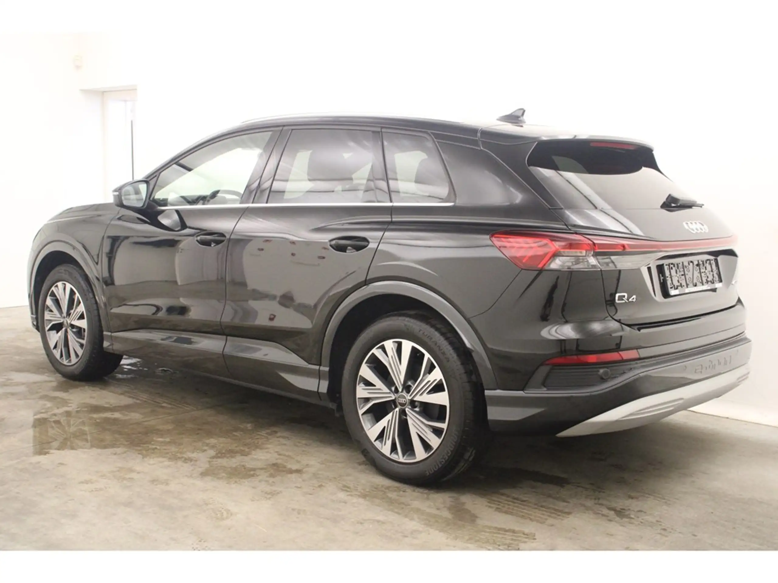 Audi - Q4 e-tron