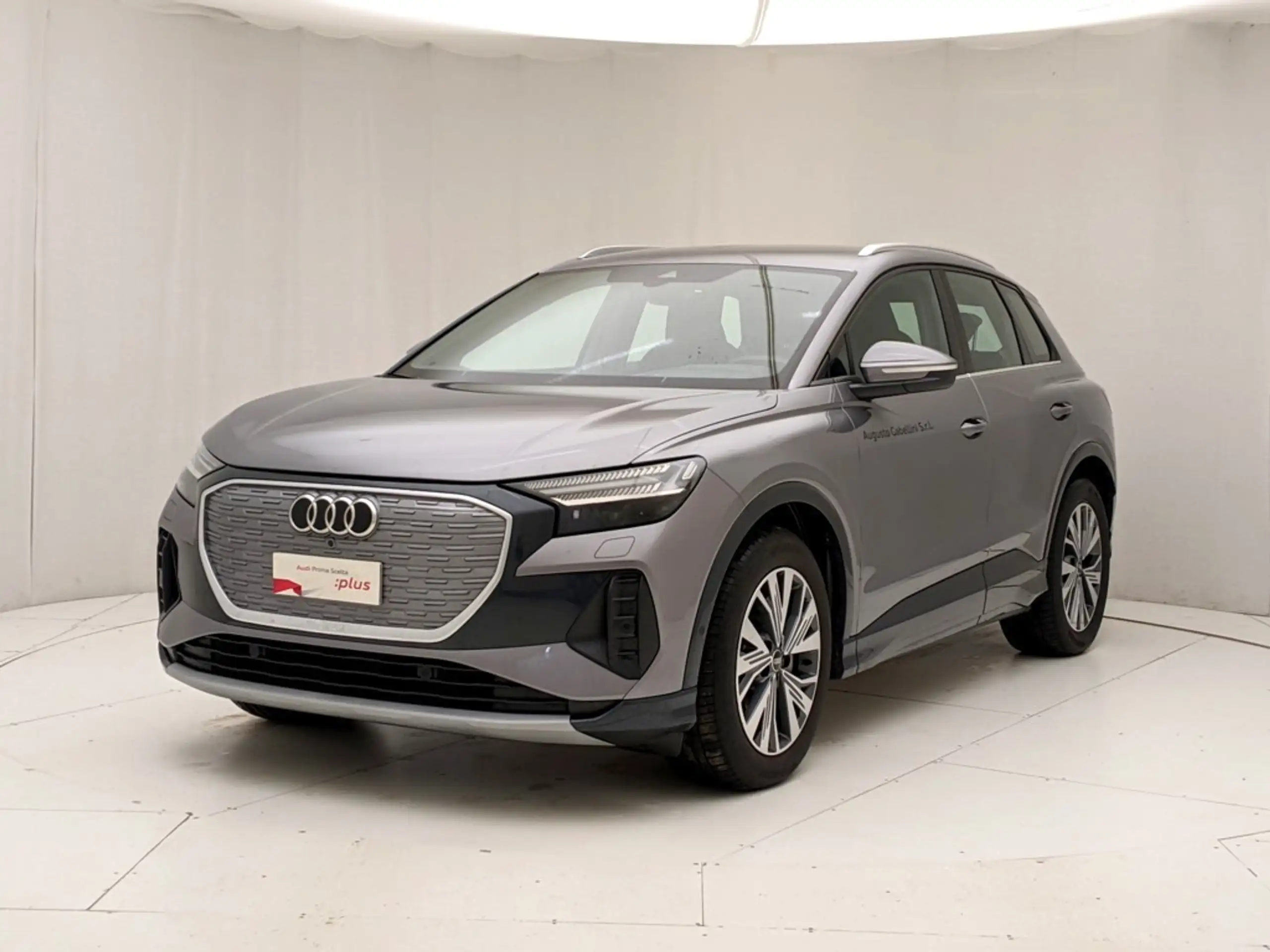 Audi - Q4 e-tron