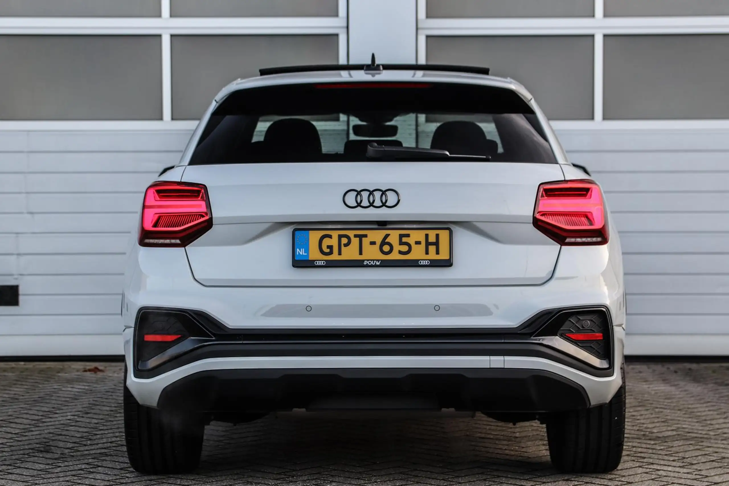 Audi - Q2