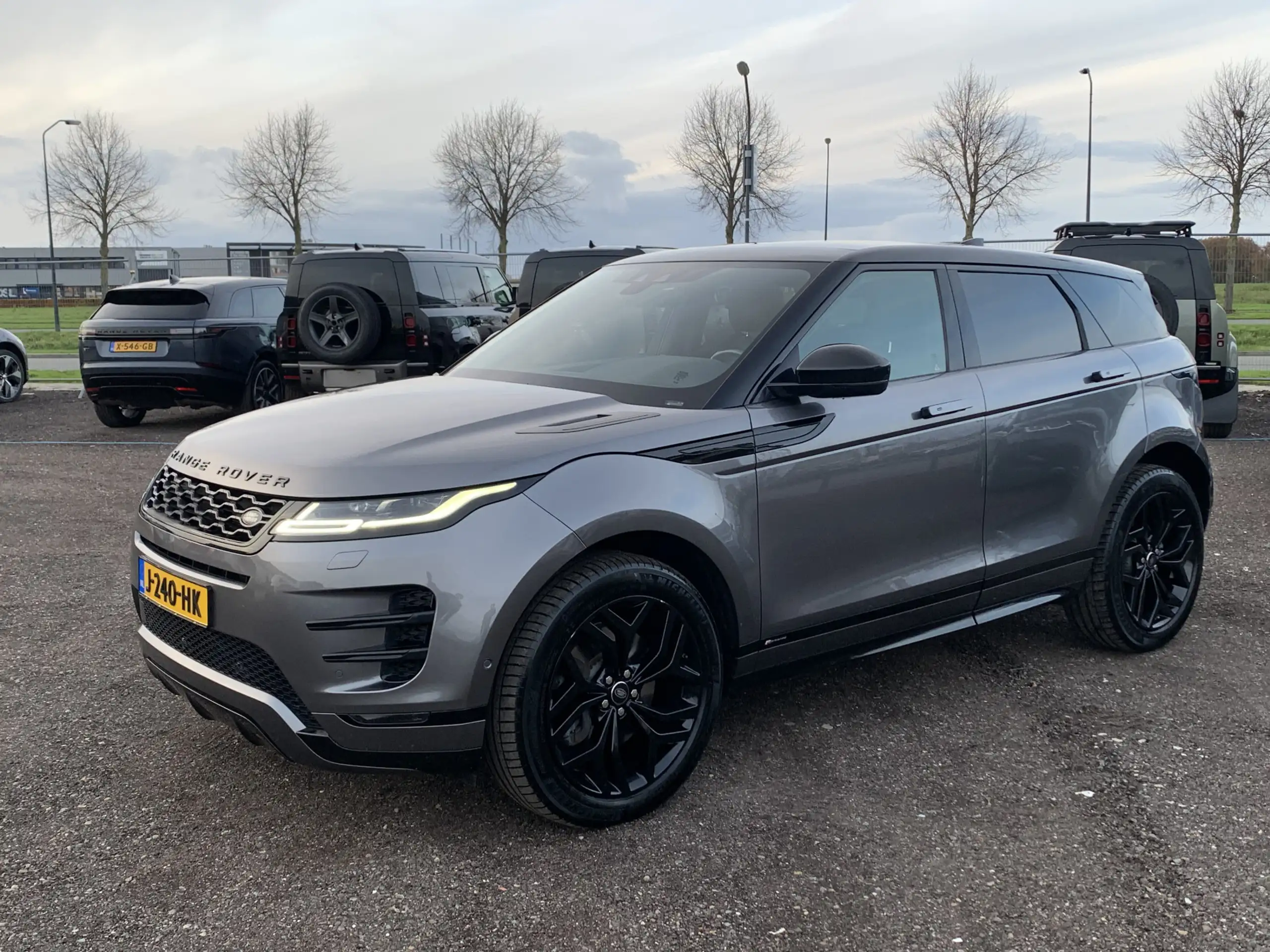 Land Rover - Range Rover Evoque