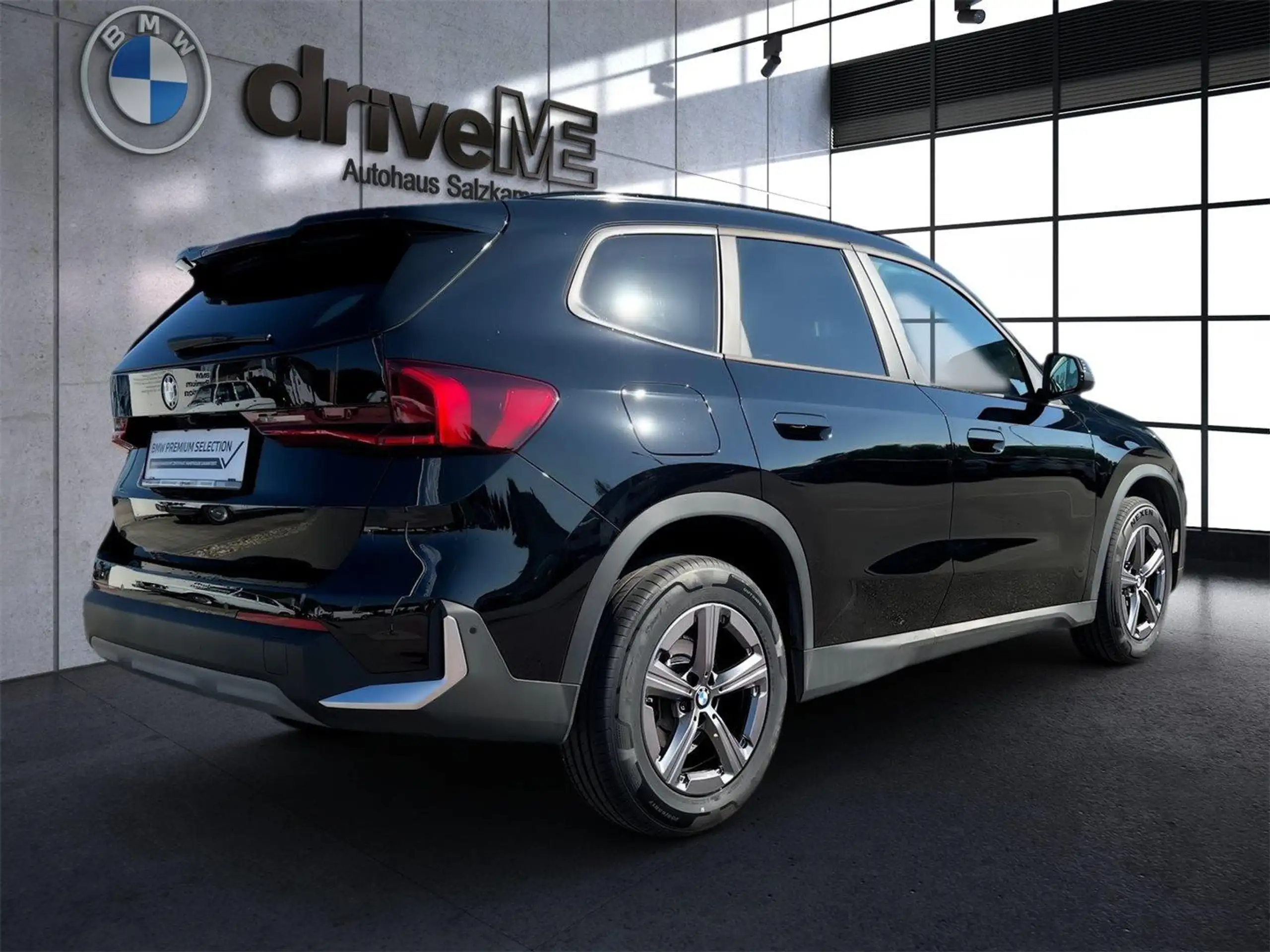 BMW - X1