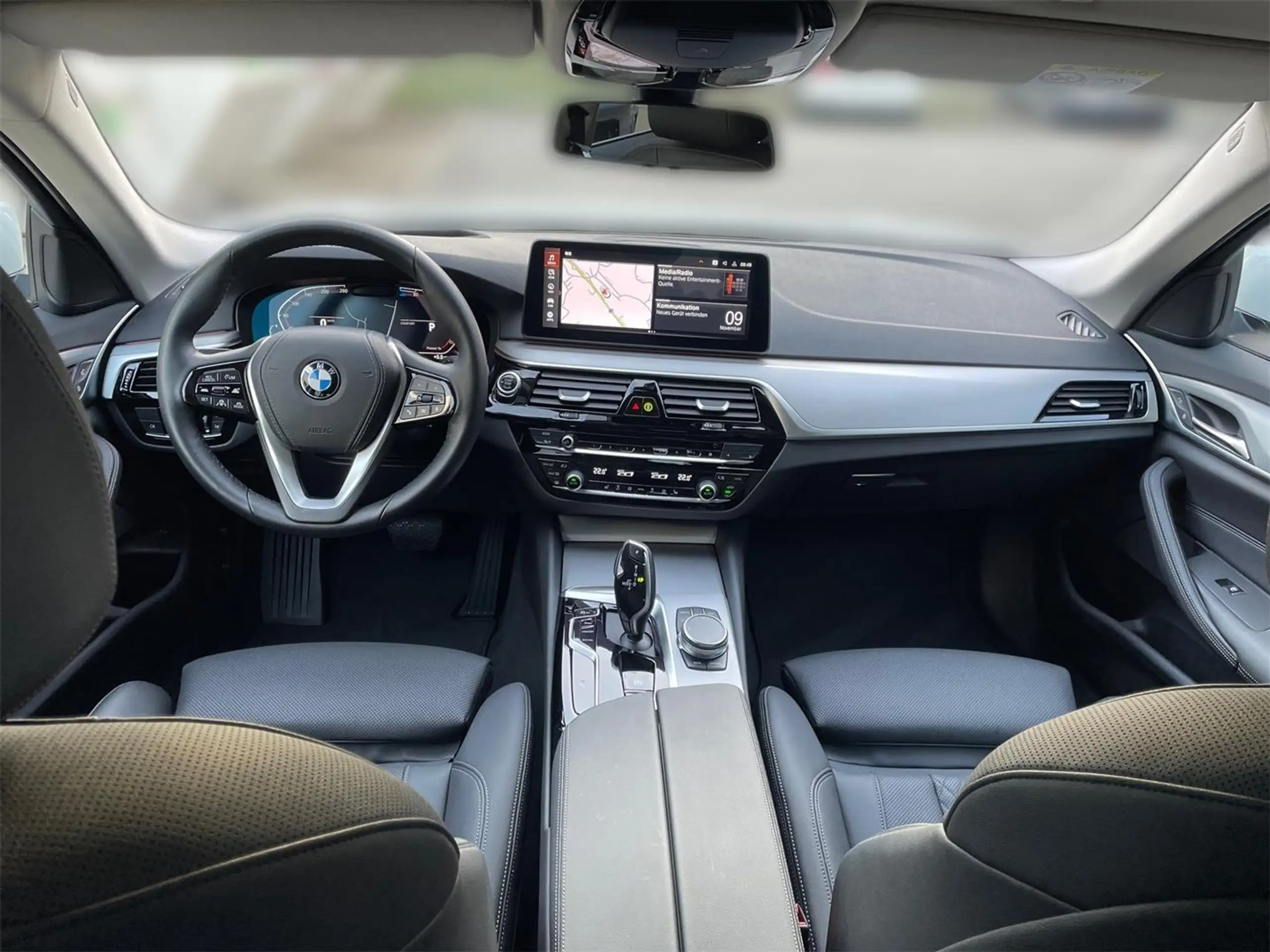 BMW - 520