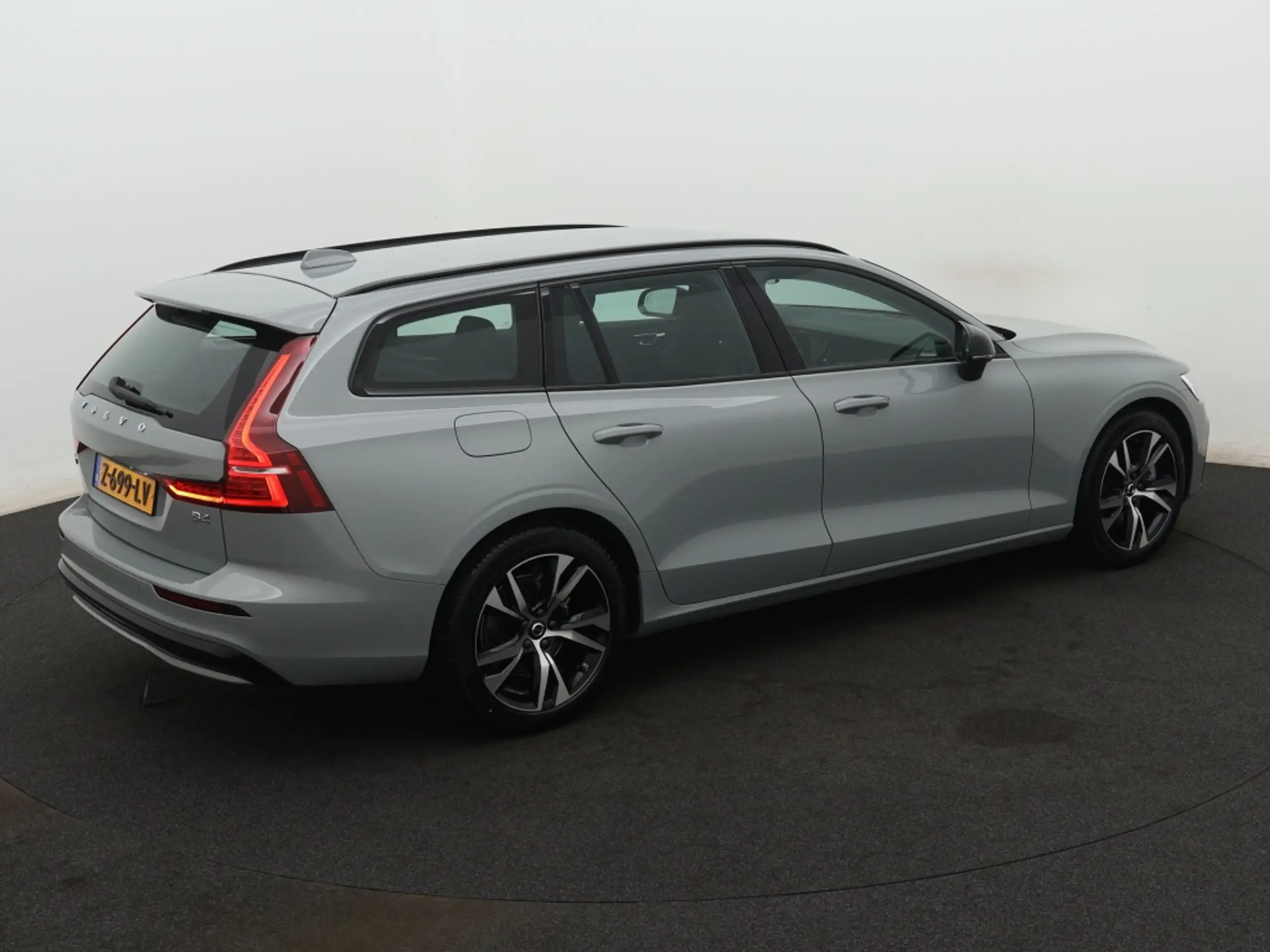 Volvo - V60