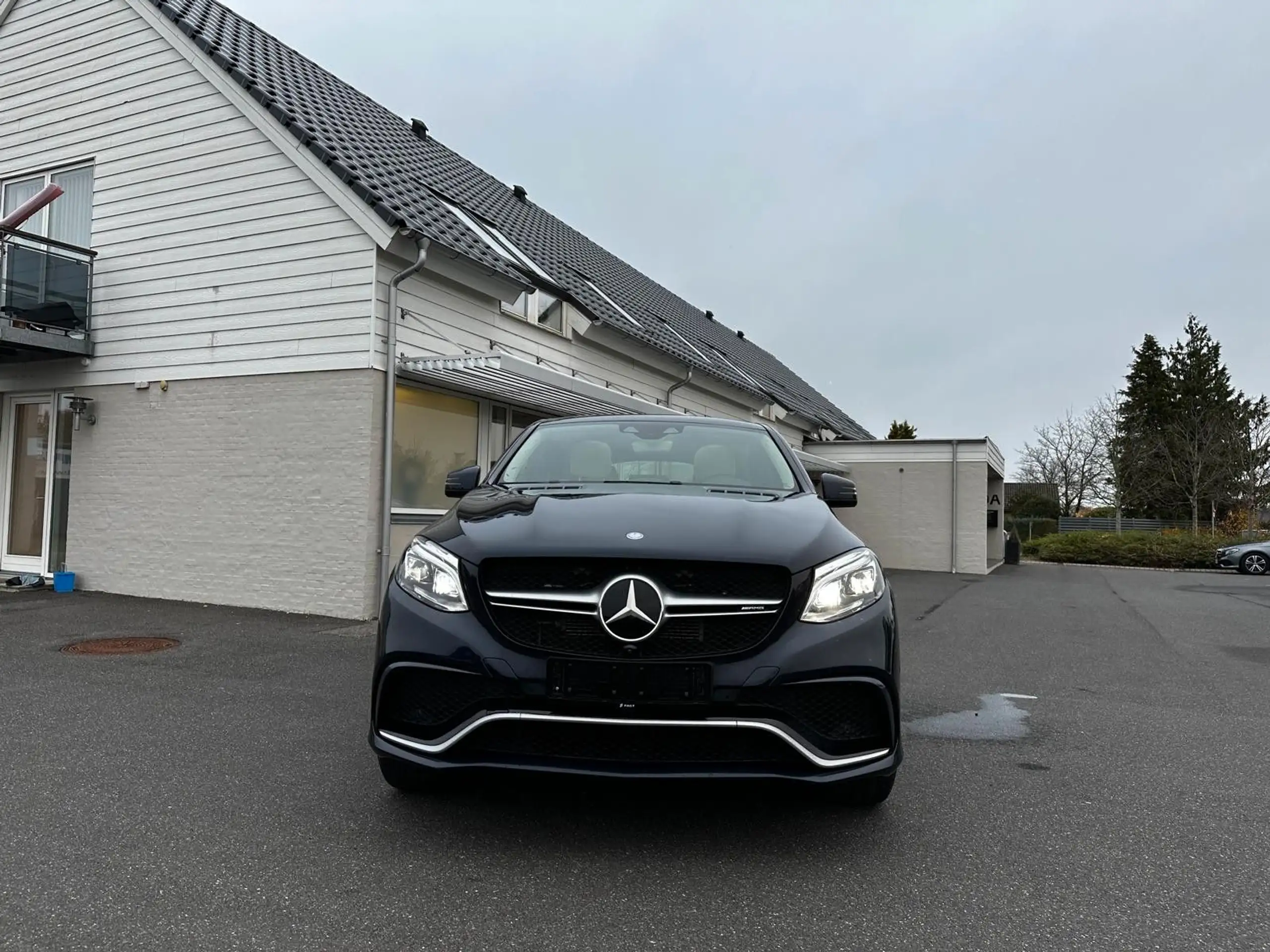 Mercedes-Benz - GLE 63 AMG