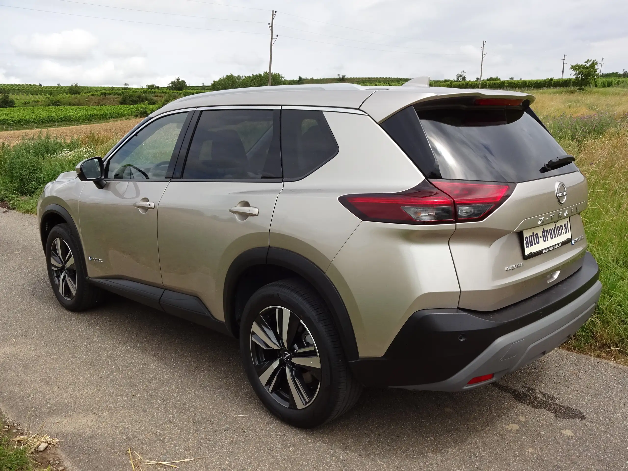 Nissan - X-Trail