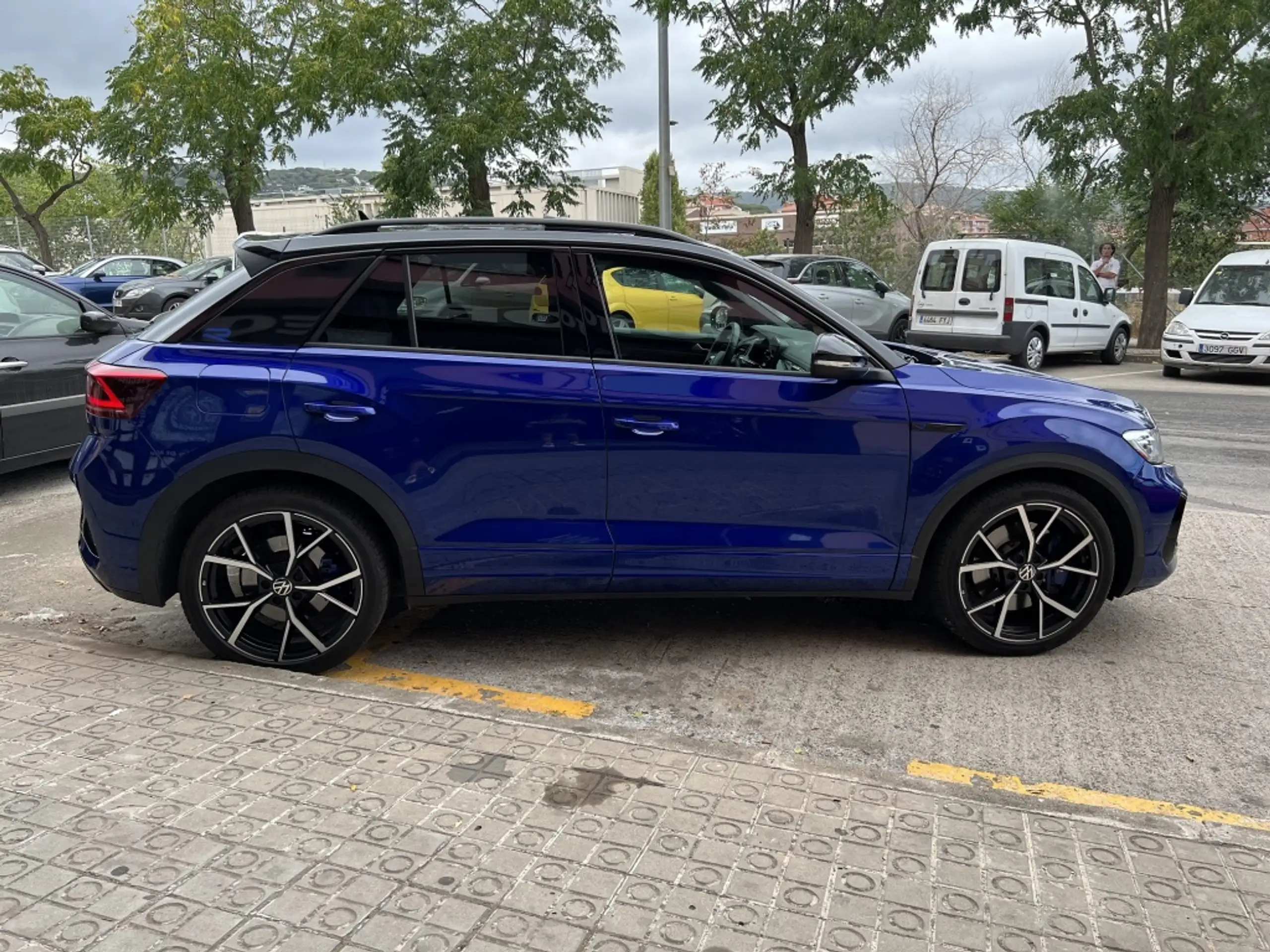 Volkswagen - T-Roc