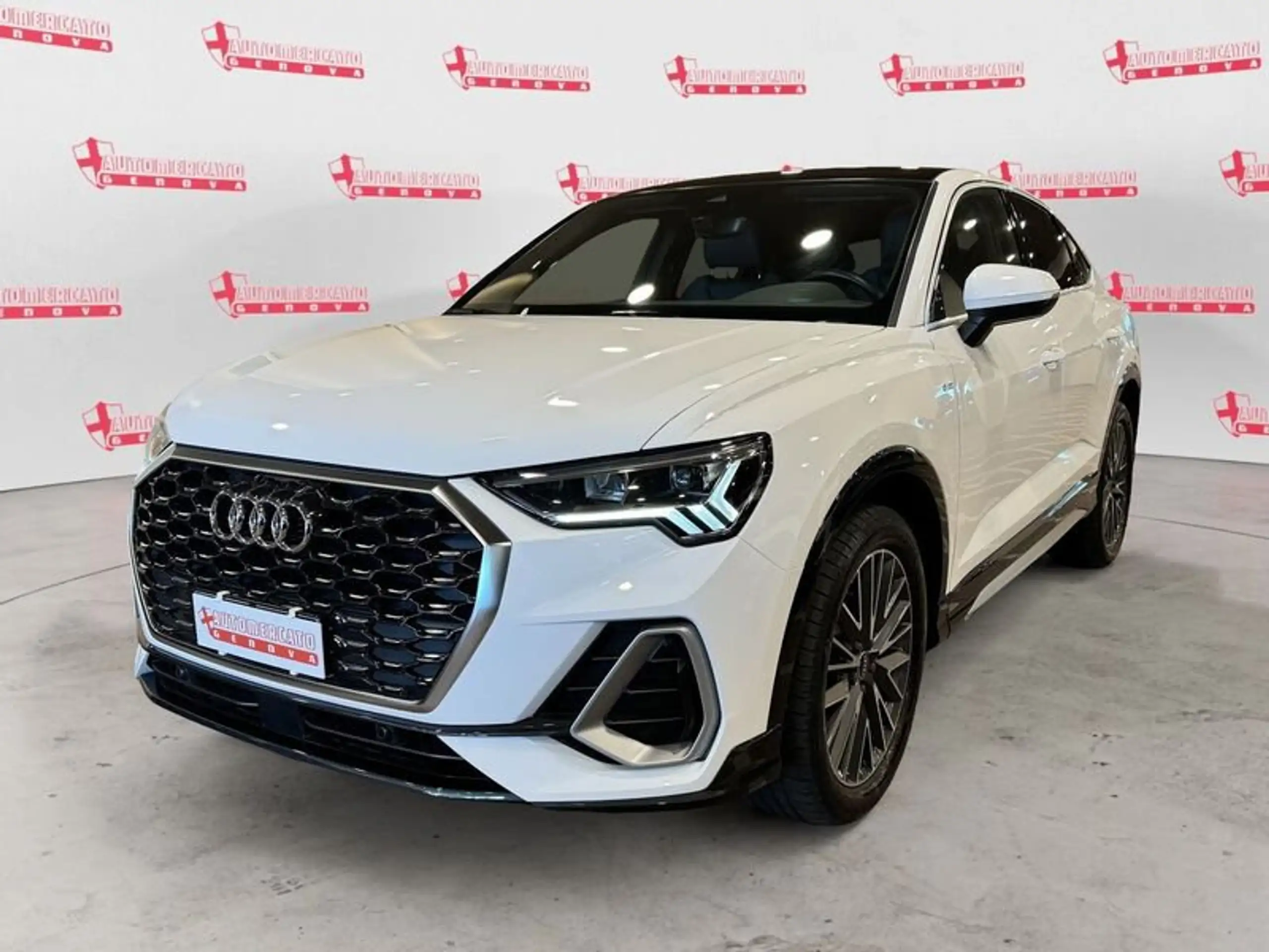 Audi - Q3