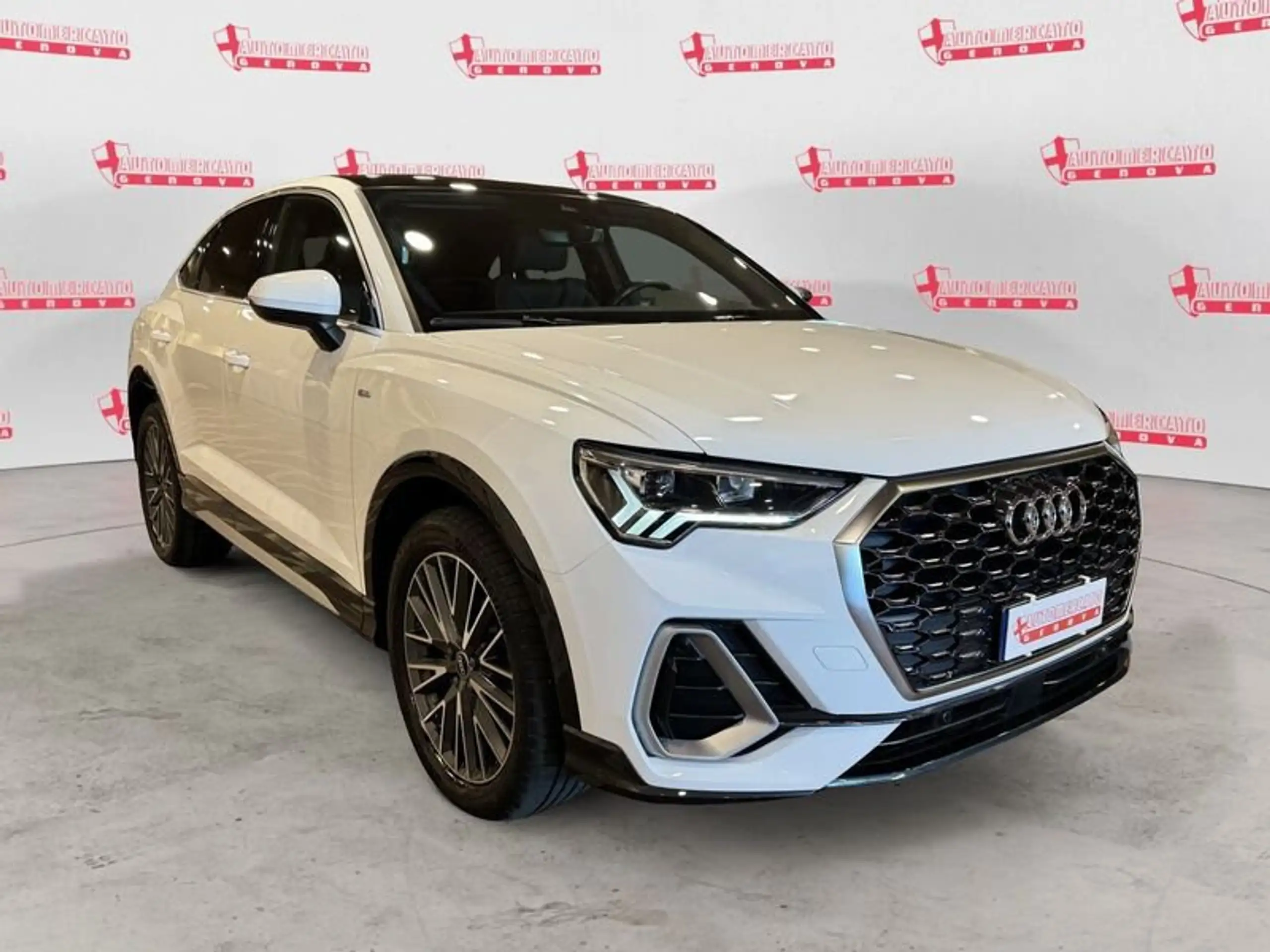 Audi - Q3