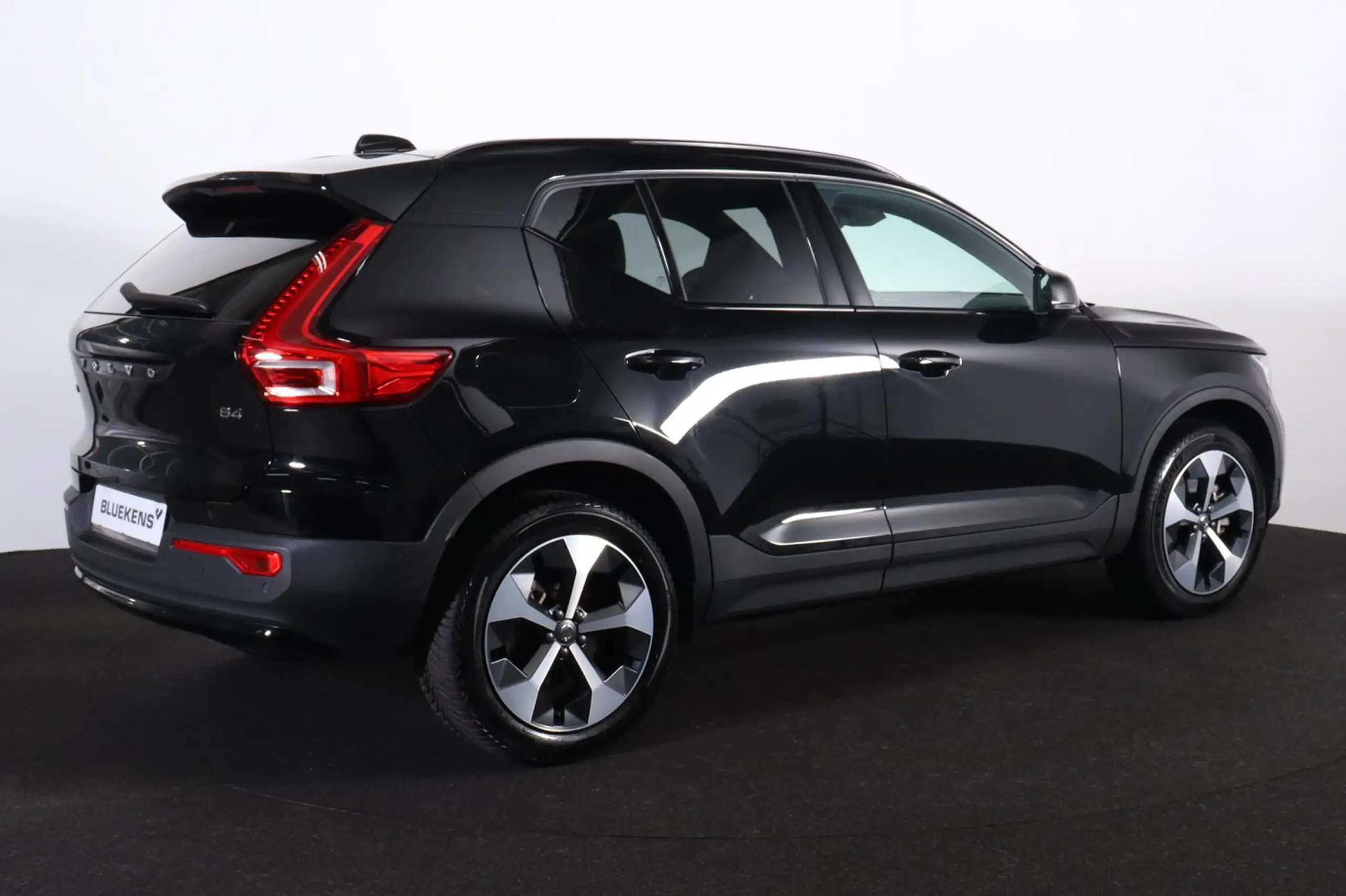 Volvo - XC40