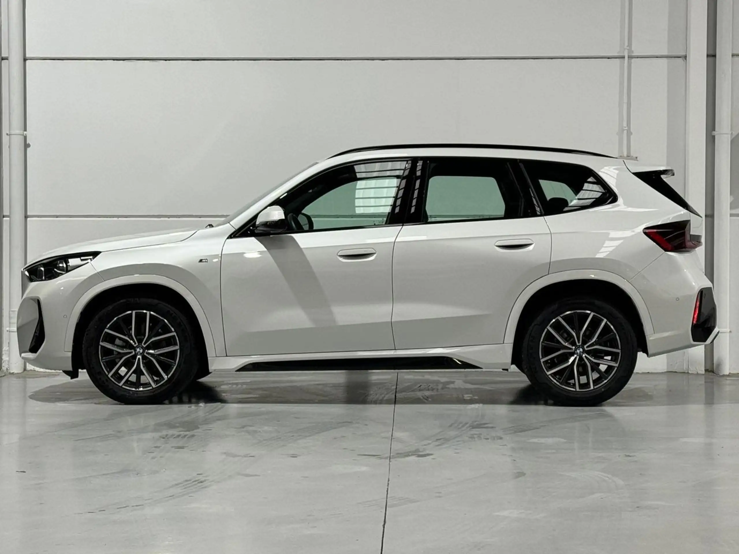 BMW - X1