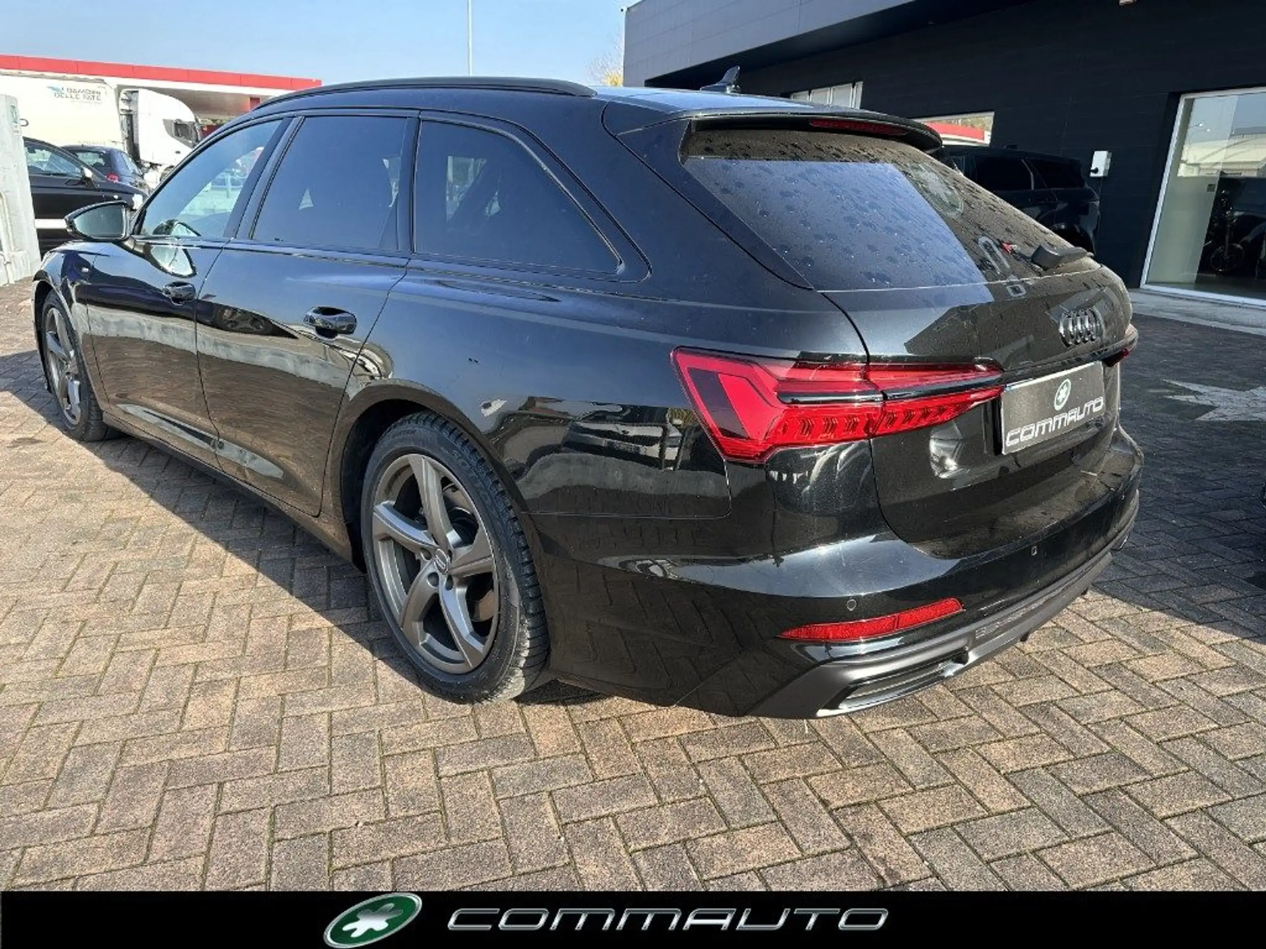 Audi - A6