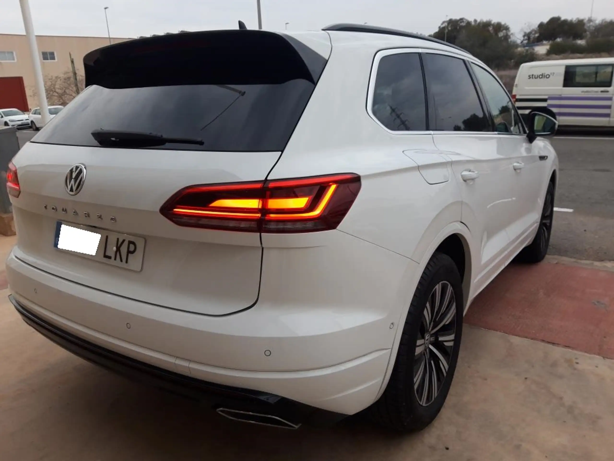 Volkswagen - Touareg