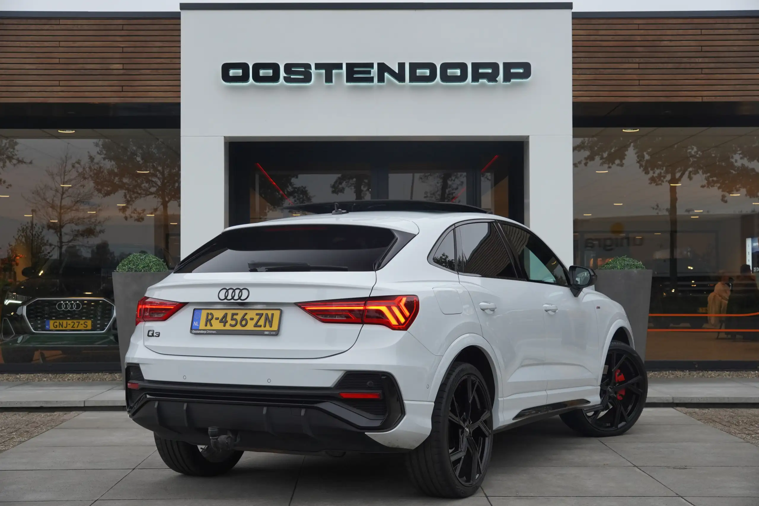 Audi - Q3