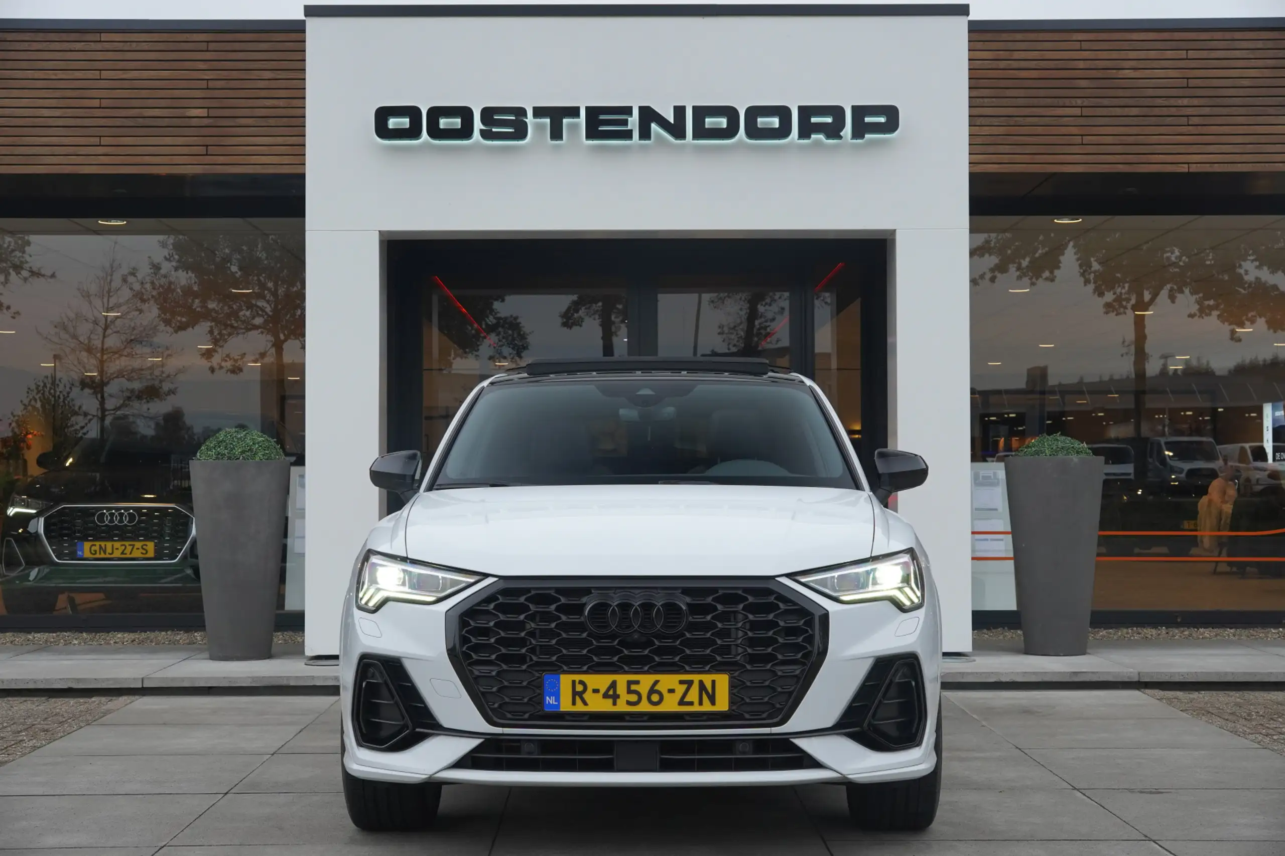 Audi - Q3