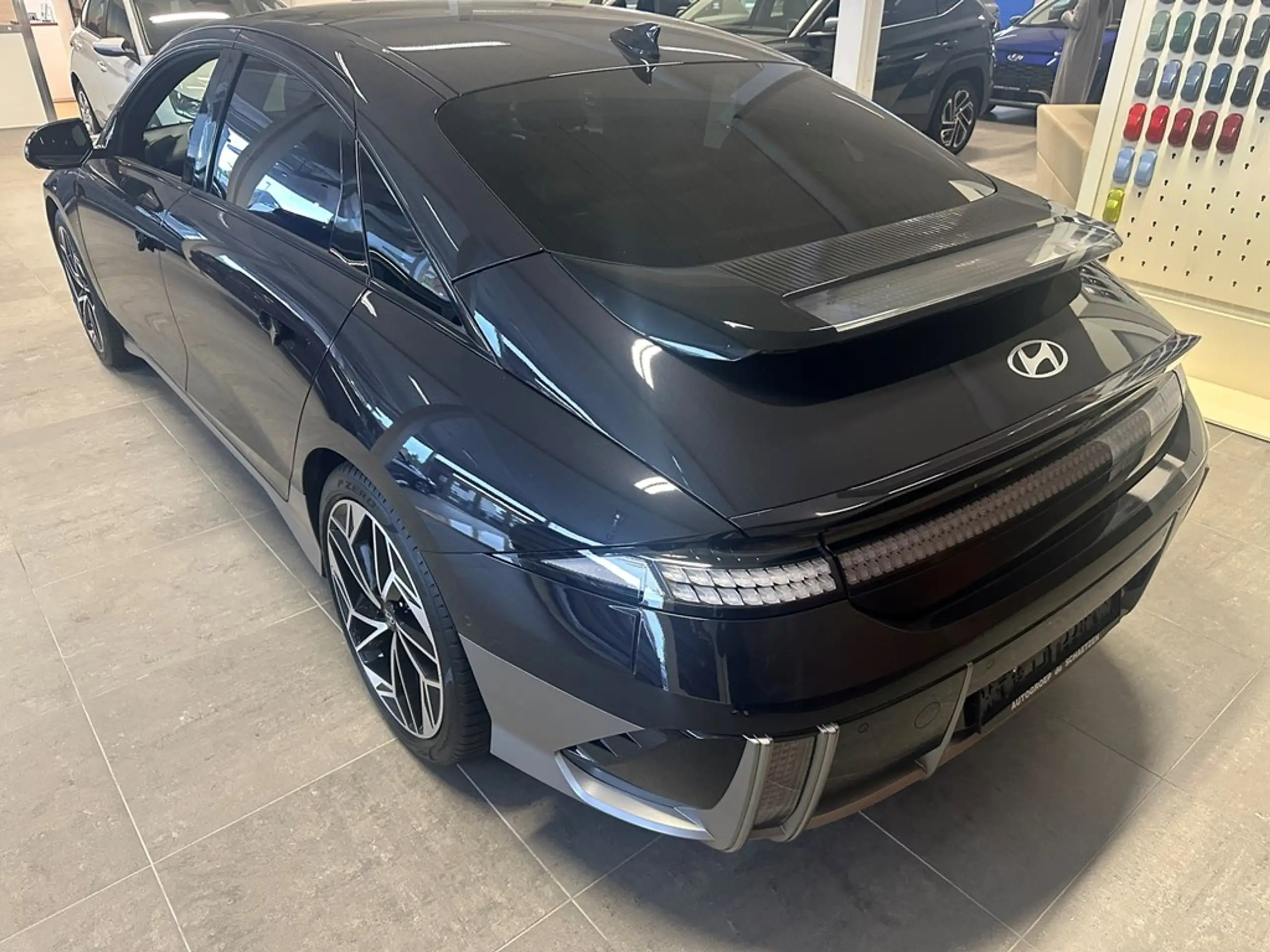 Hyundai - IONIQ 6