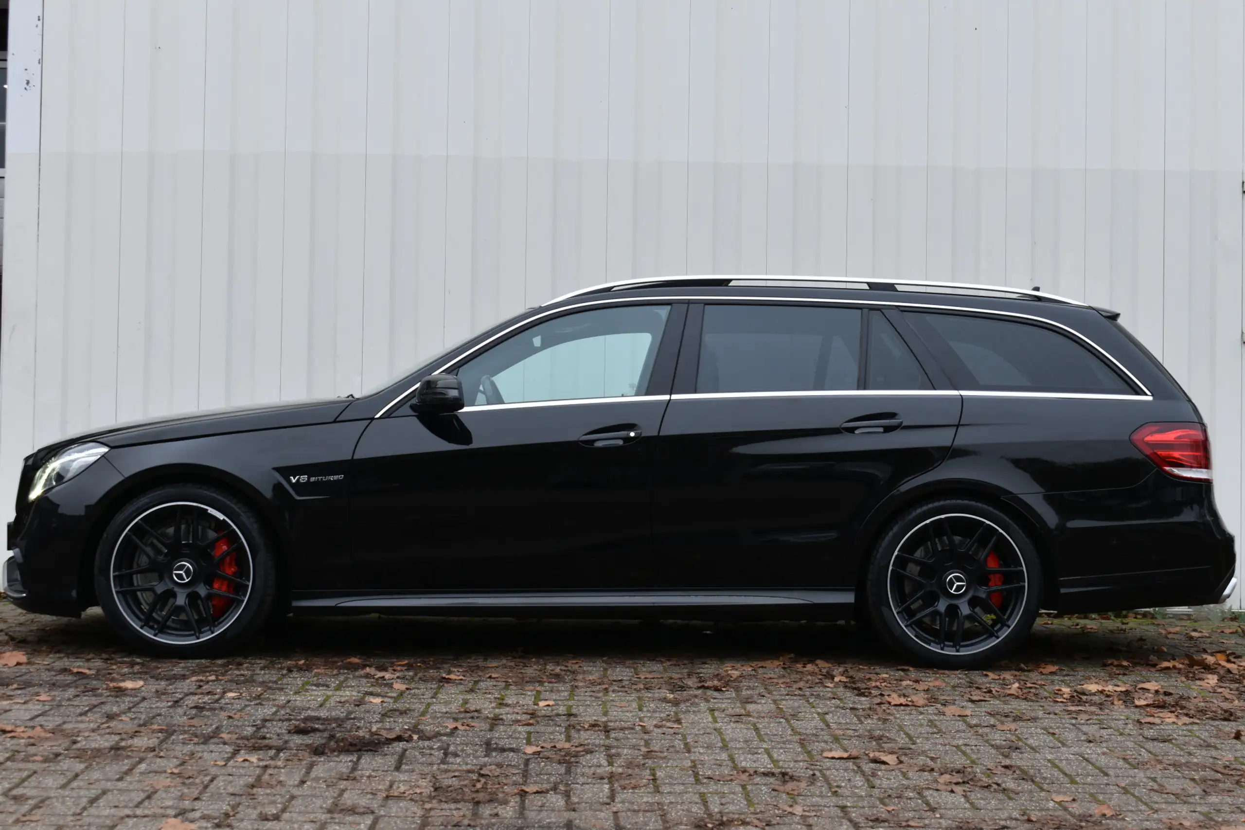 Mercedes-Benz - E 63 AMG