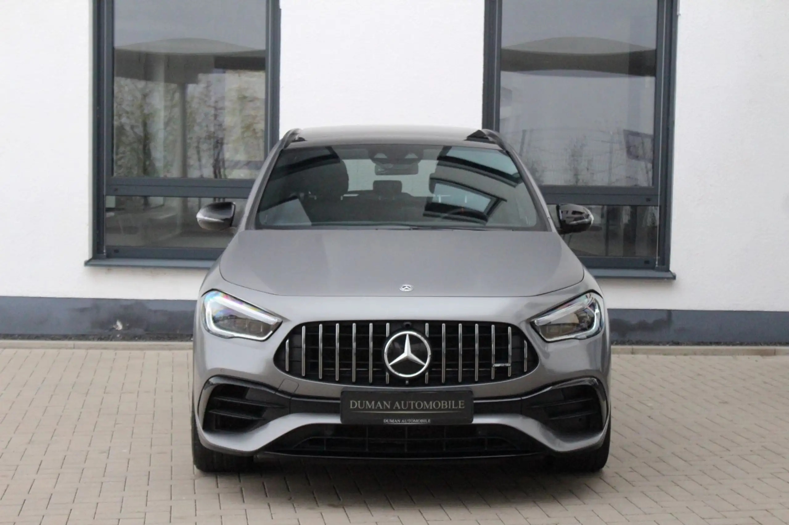 Mercedes-Benz - GLA 45 AMG