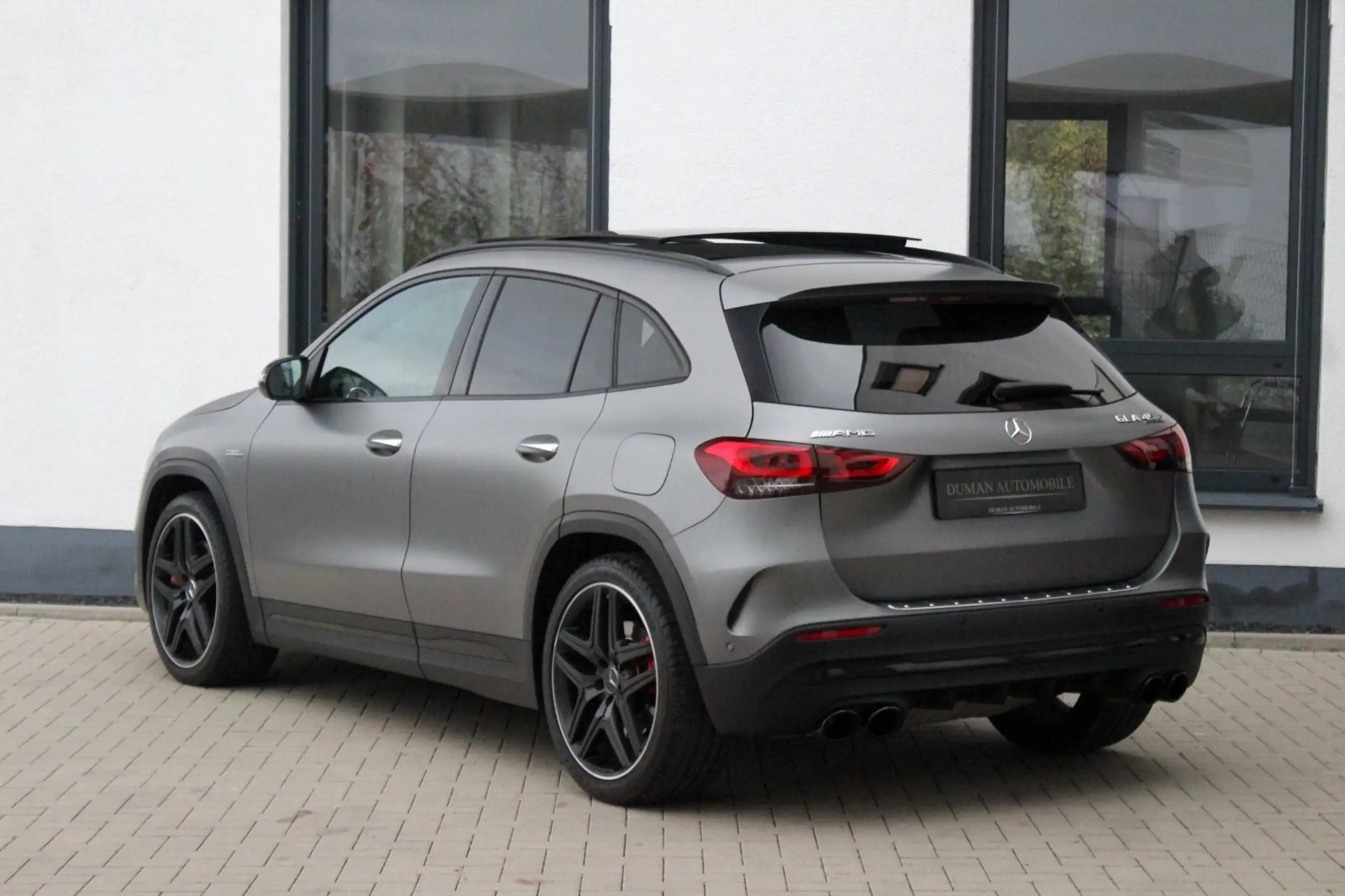 Mercedes-Benz - GLA 45 AMG