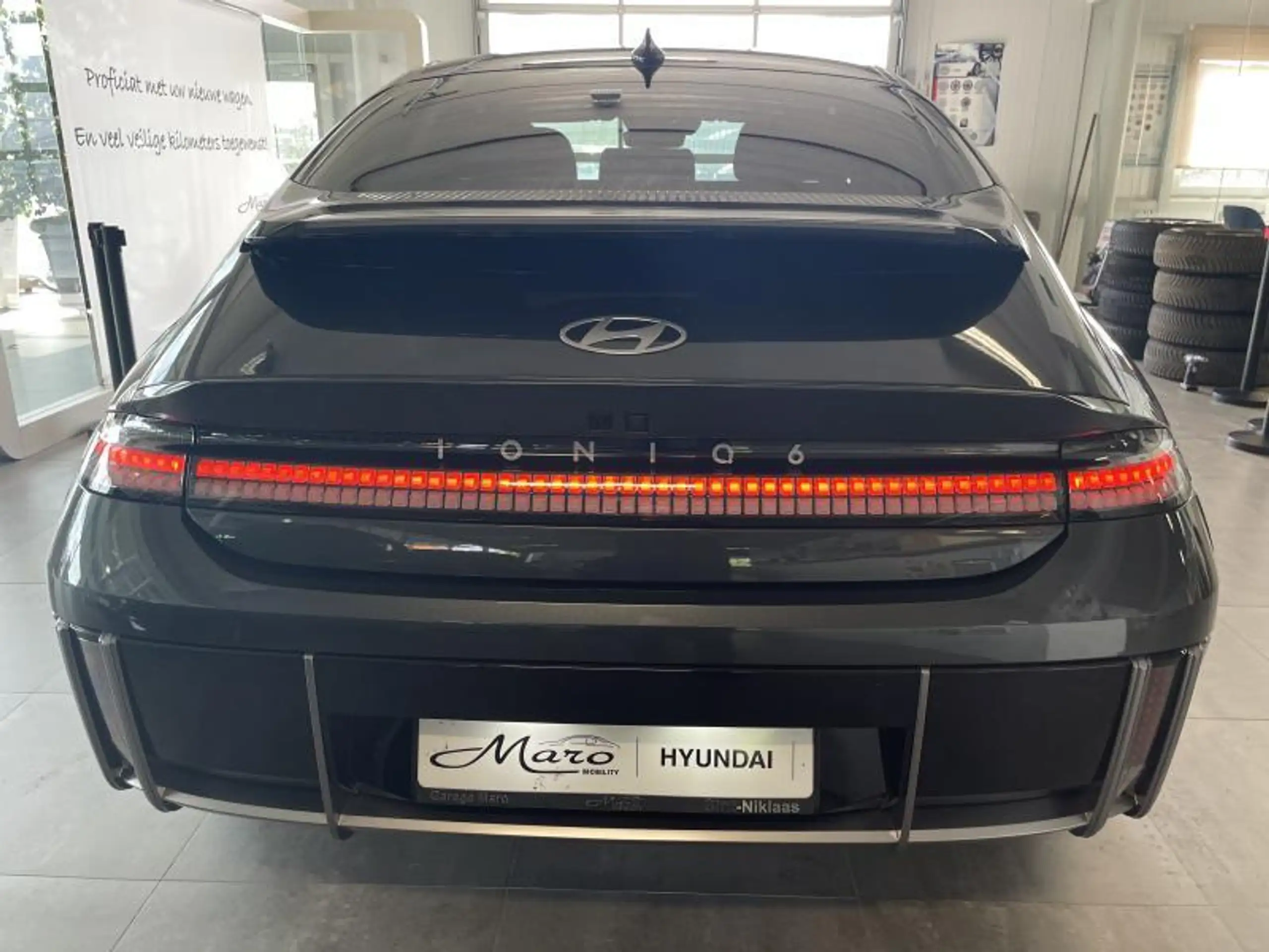 Hyundai - IONIQ 6