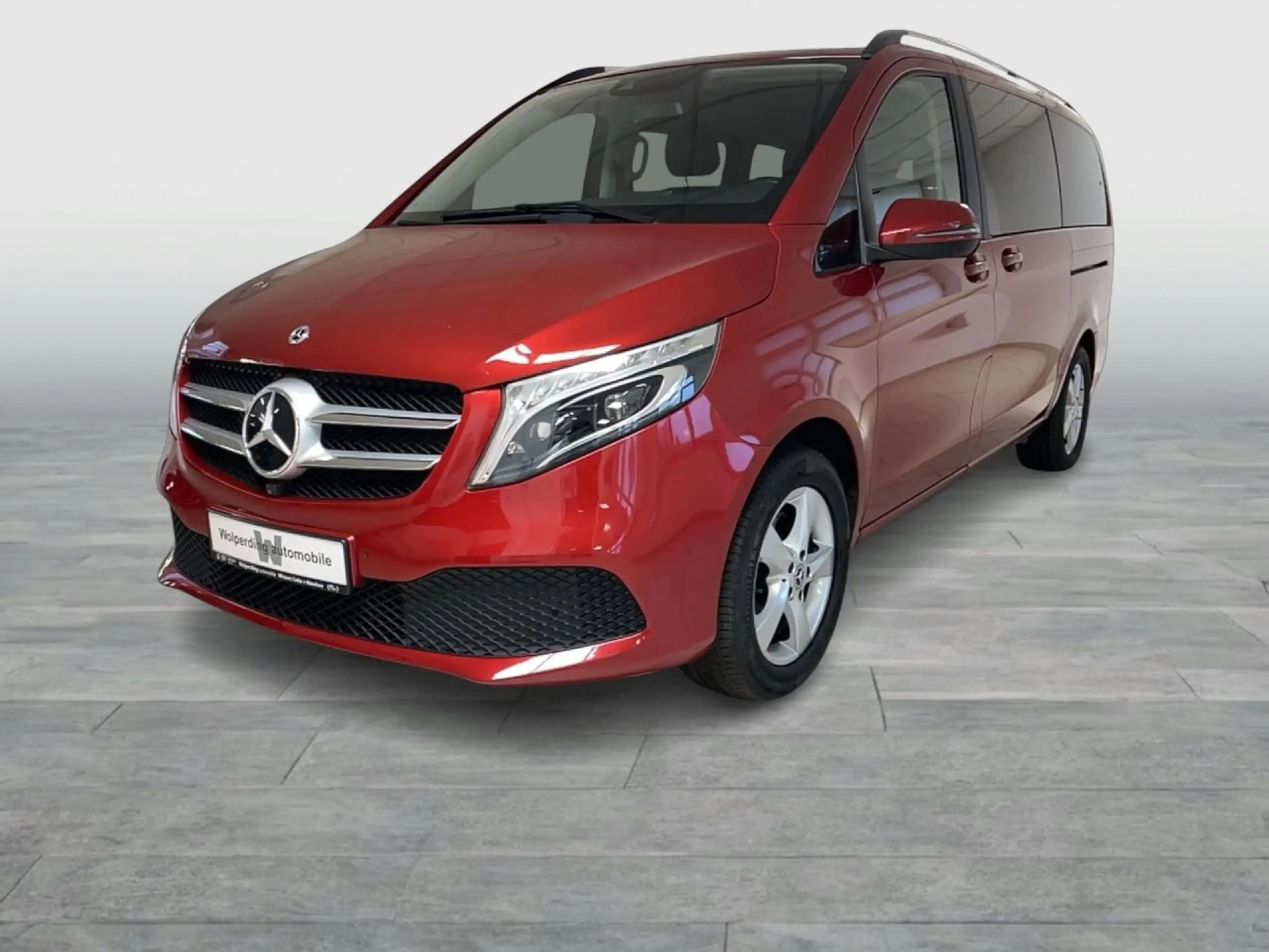 Mercedes-Benz - V 250