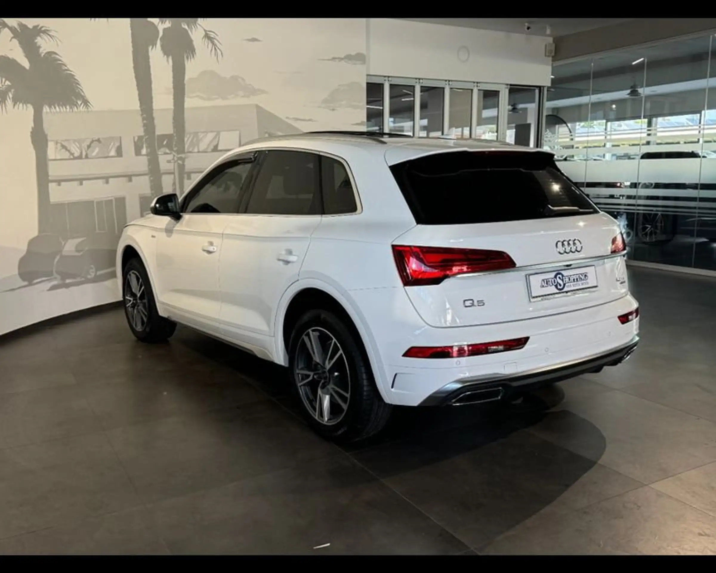 Audi - Q5