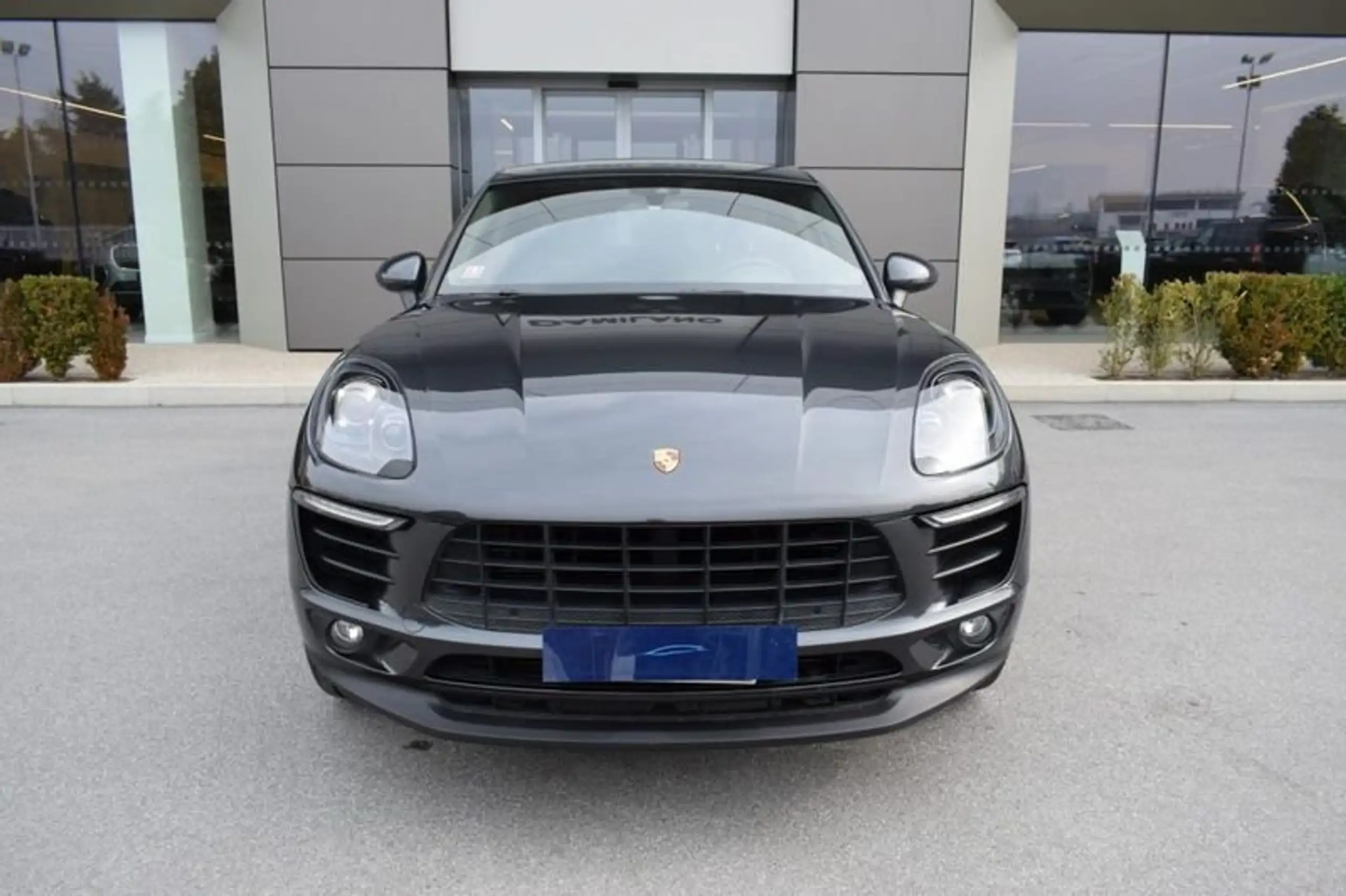 Porsche - Macan