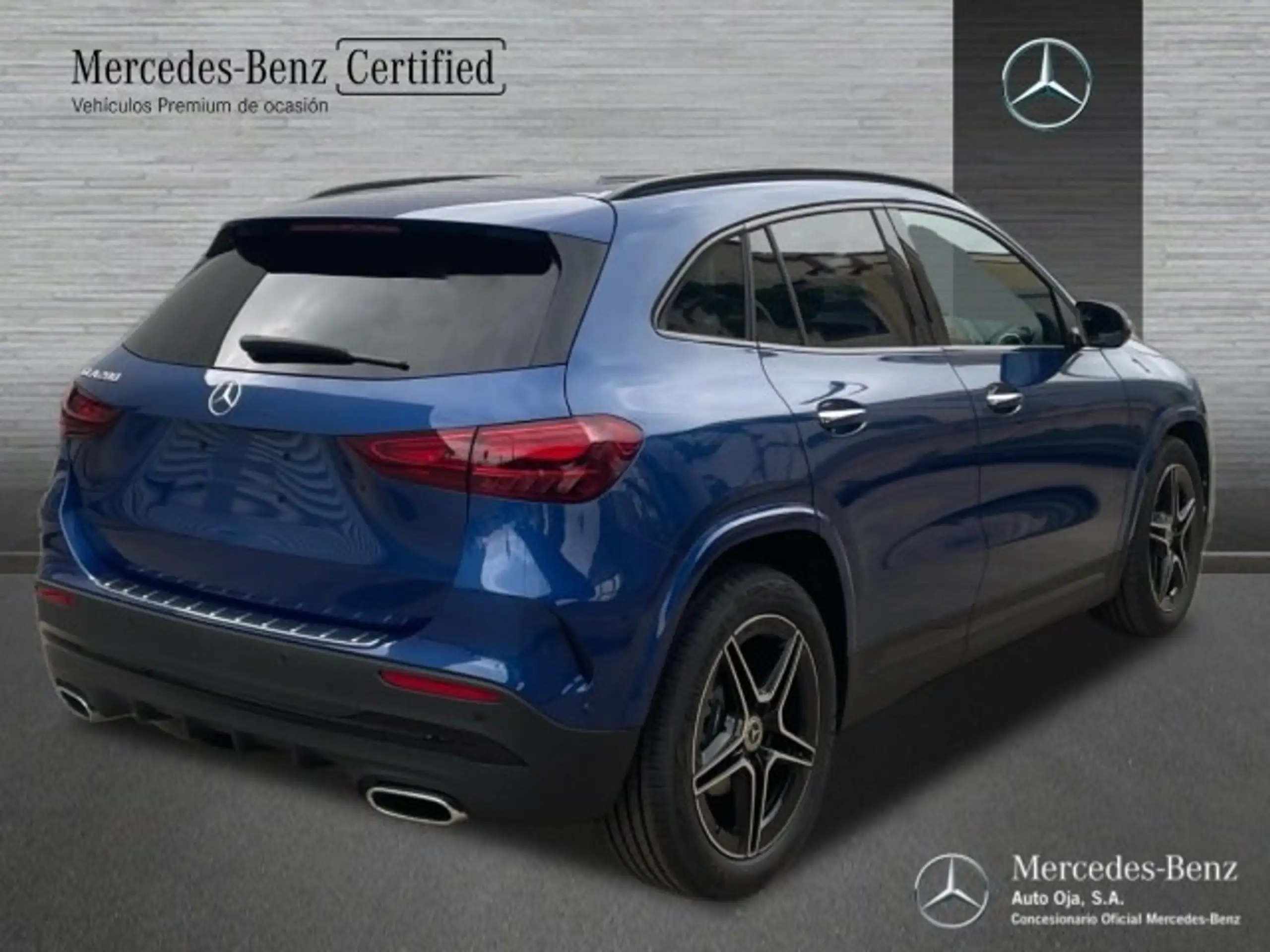 Mercedes-Benz - GLA 200