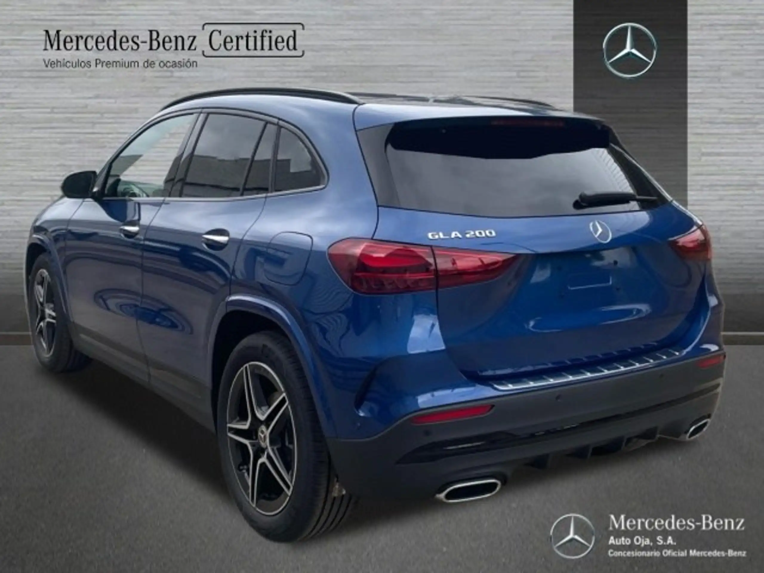 Mercedes-Benz - GLA 200