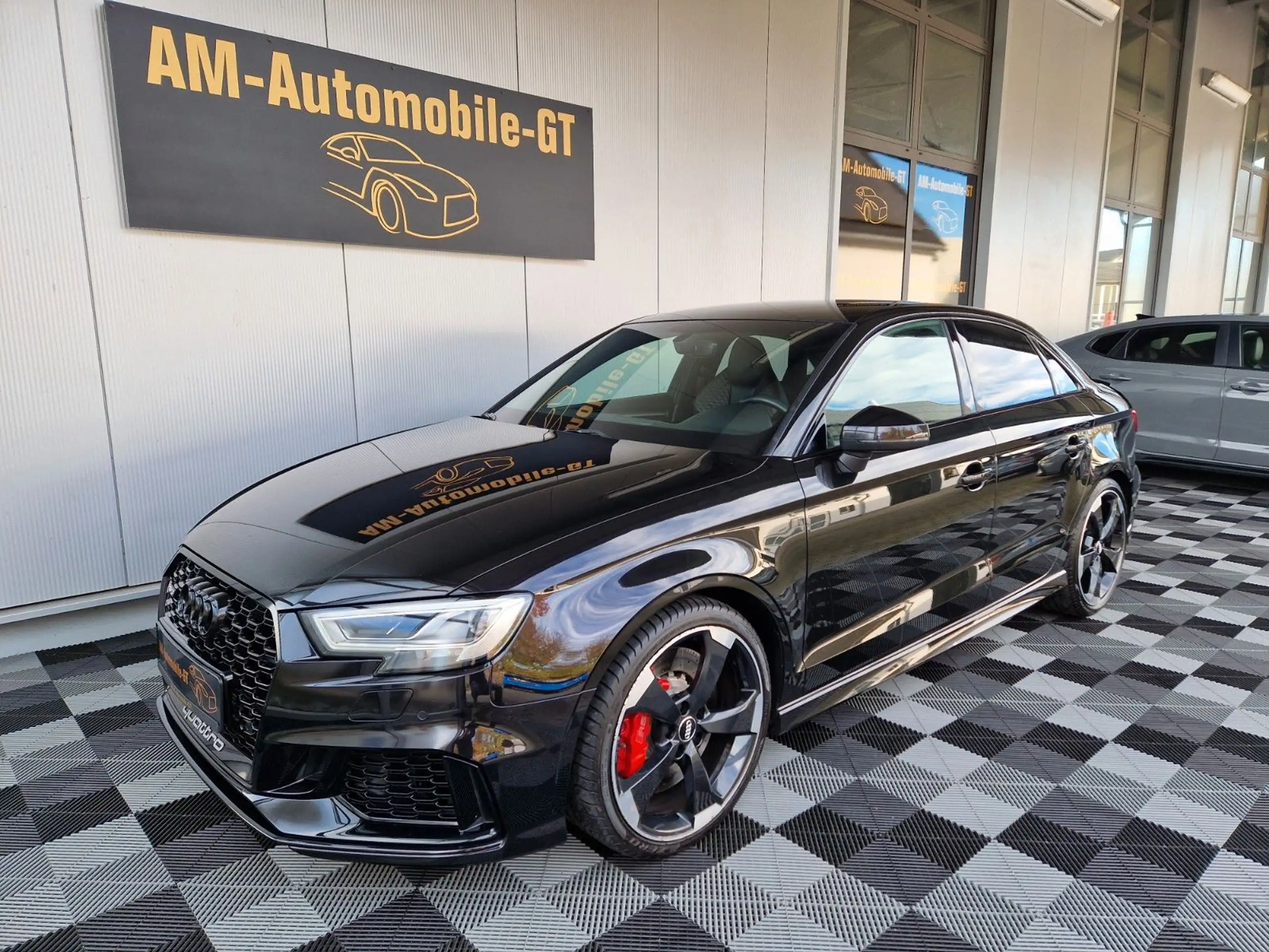 Audi RS3 2019