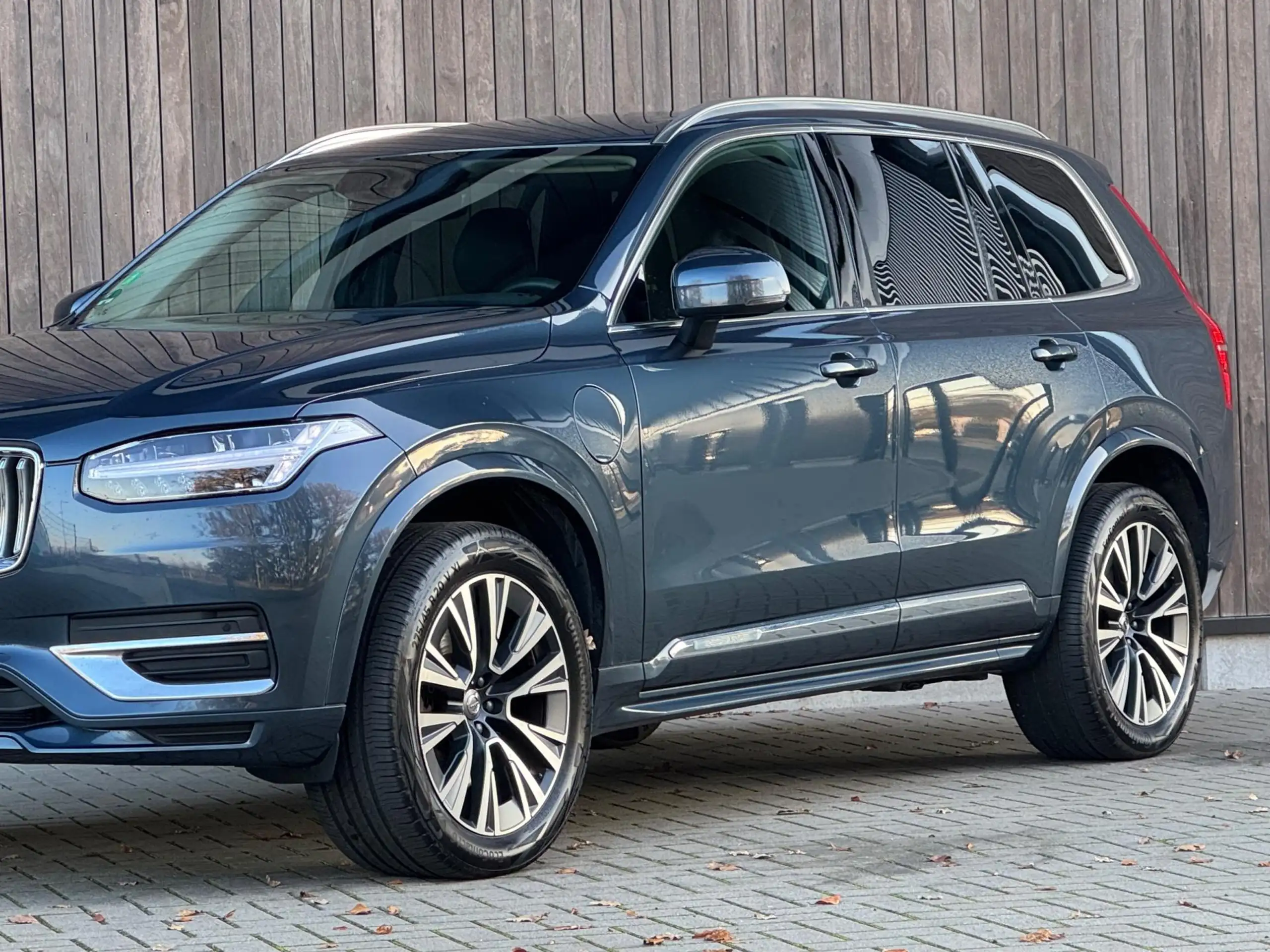 Volvo - XC90