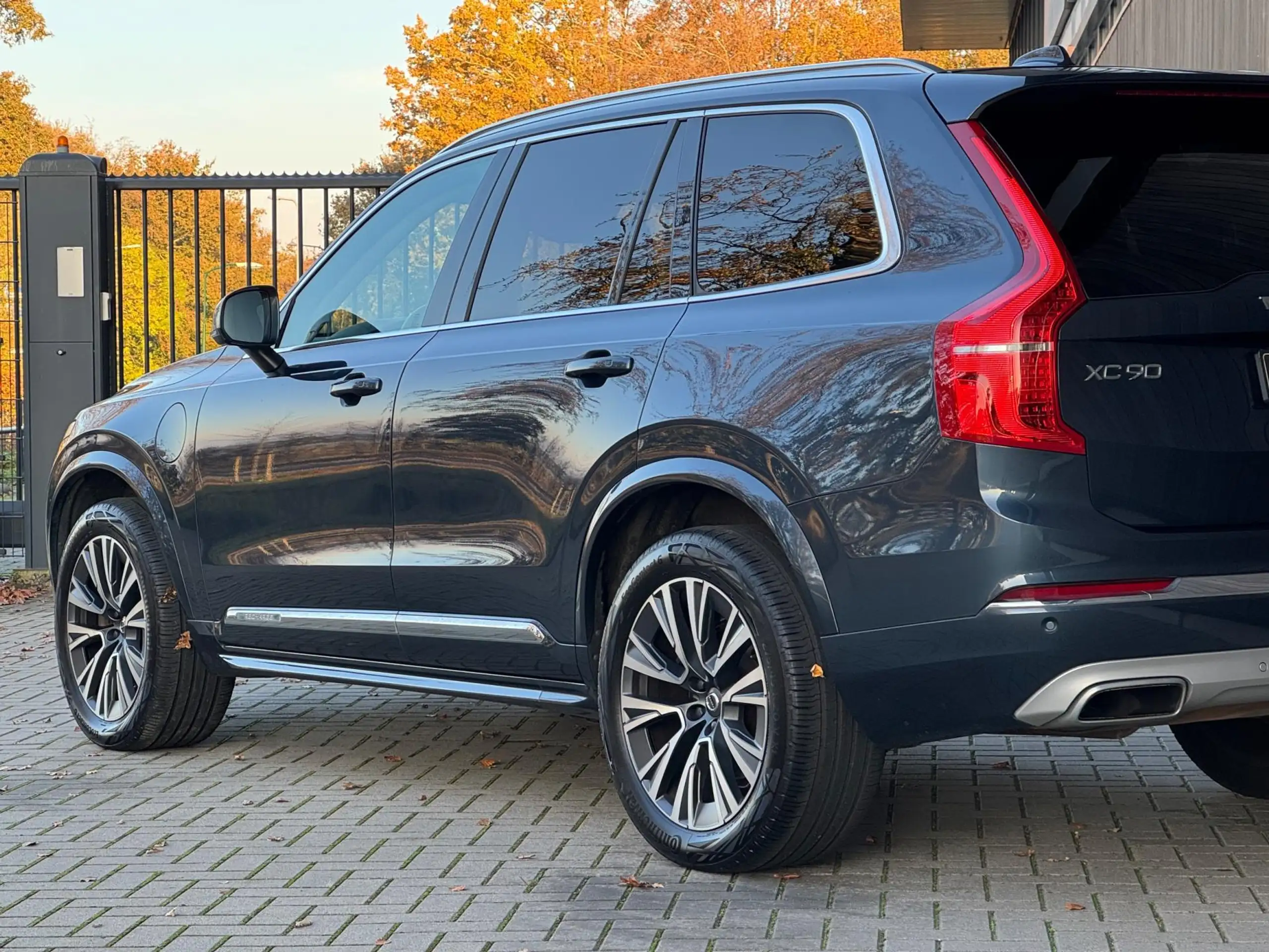 Volvo - XC90