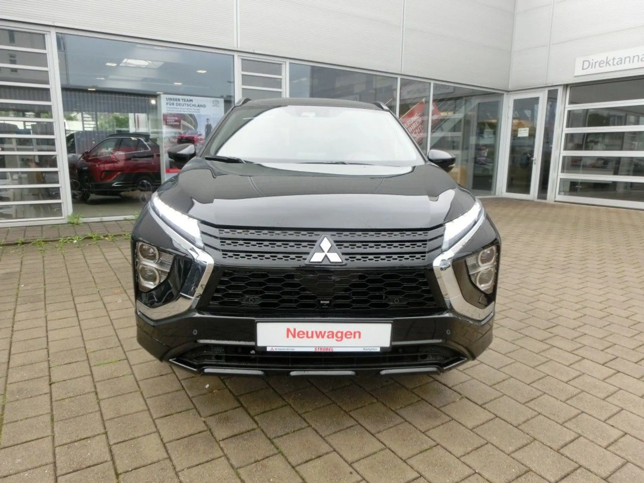 Mitsubishi - Eclipse Cross